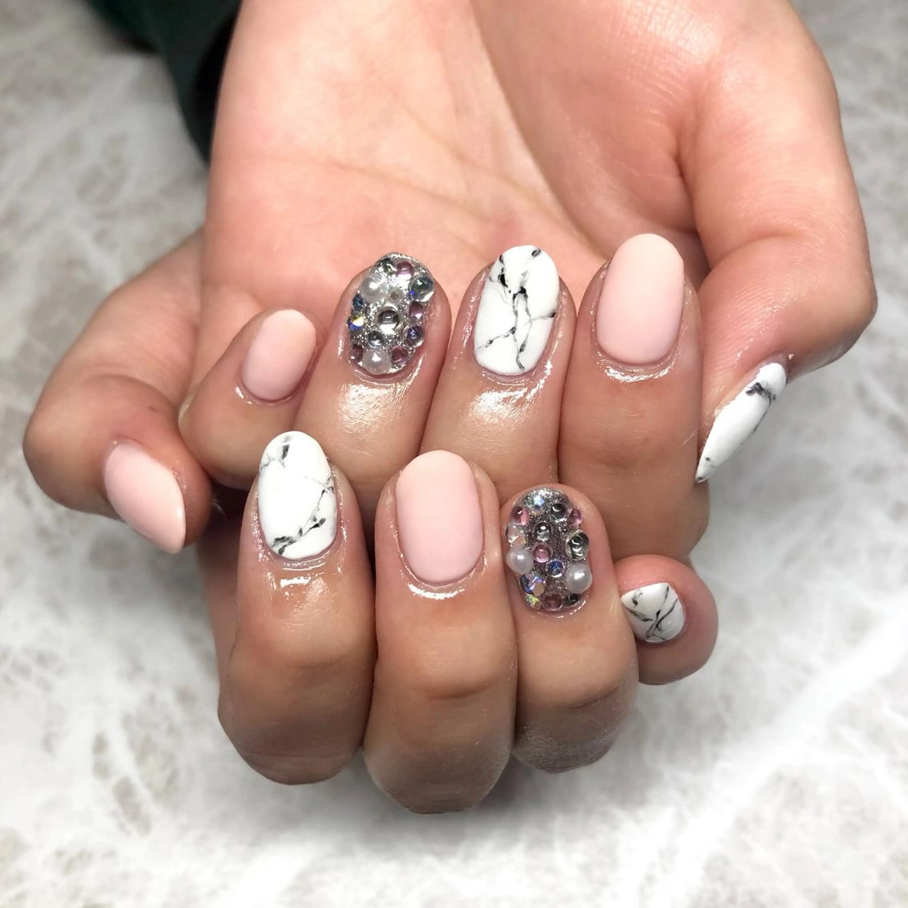 ネイル 大理石ネイル(マーブル) マットネイル luana nailのネイルデザイン