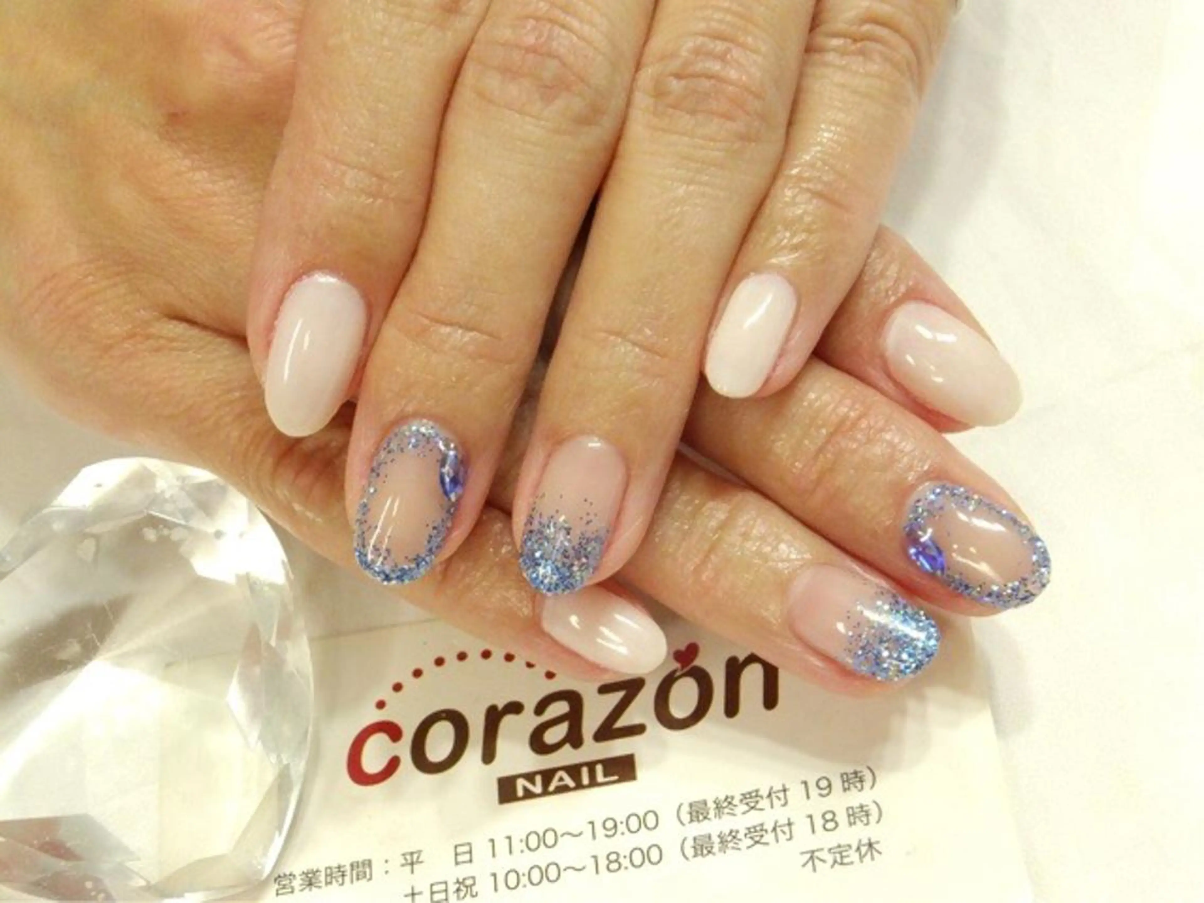 ネイル アートネイル ハンドネイル フットネイル ハンドケア corazon所属・ネイリスト aicoのネイルデザイン