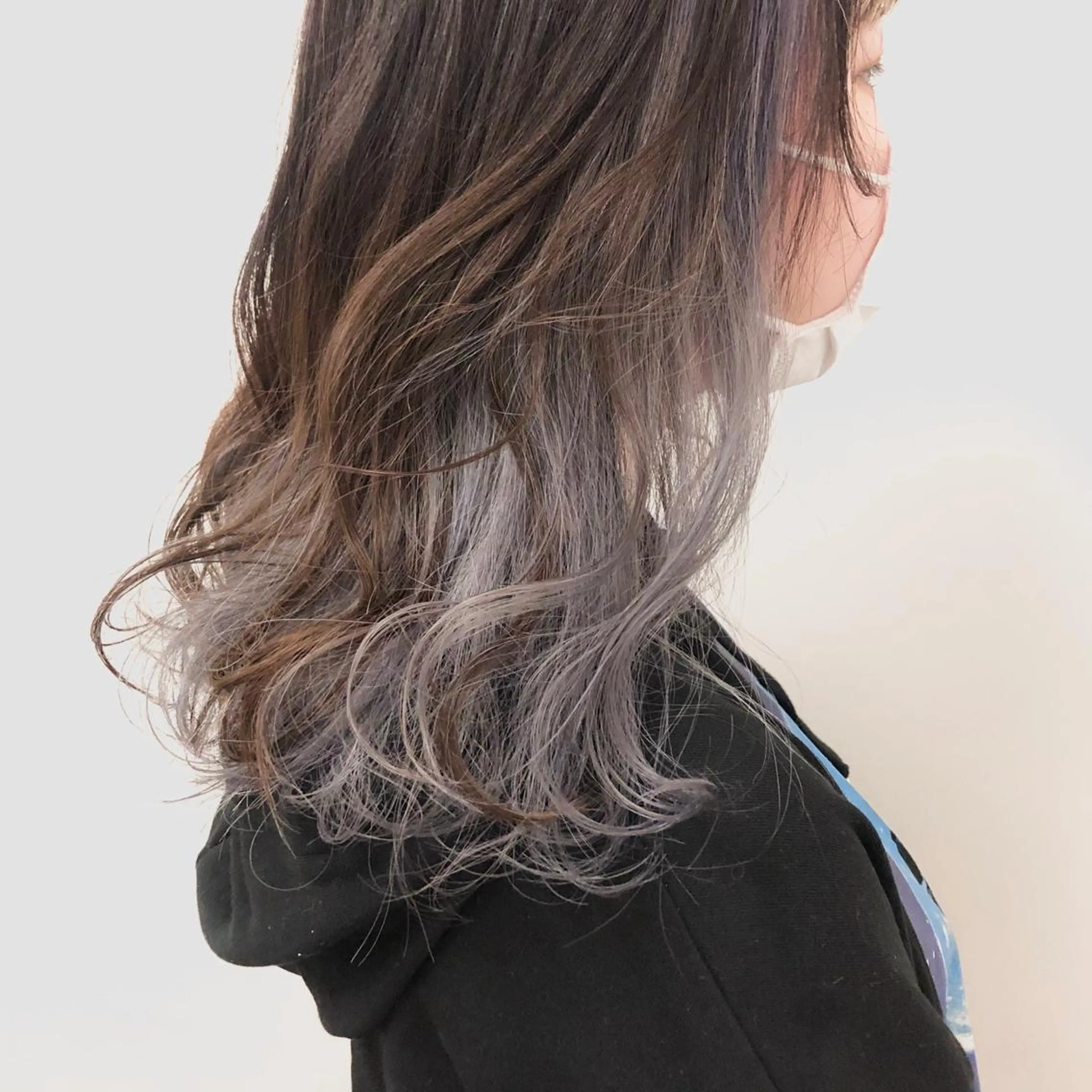 ロング カラー ヘアアレンジ ベージュカラー ラテベージュ ラベンダーカラー GO TODAY  SHAiRE SALON岡山所属・Sana/ 耳ツボ/インナーのヘアスタイル
