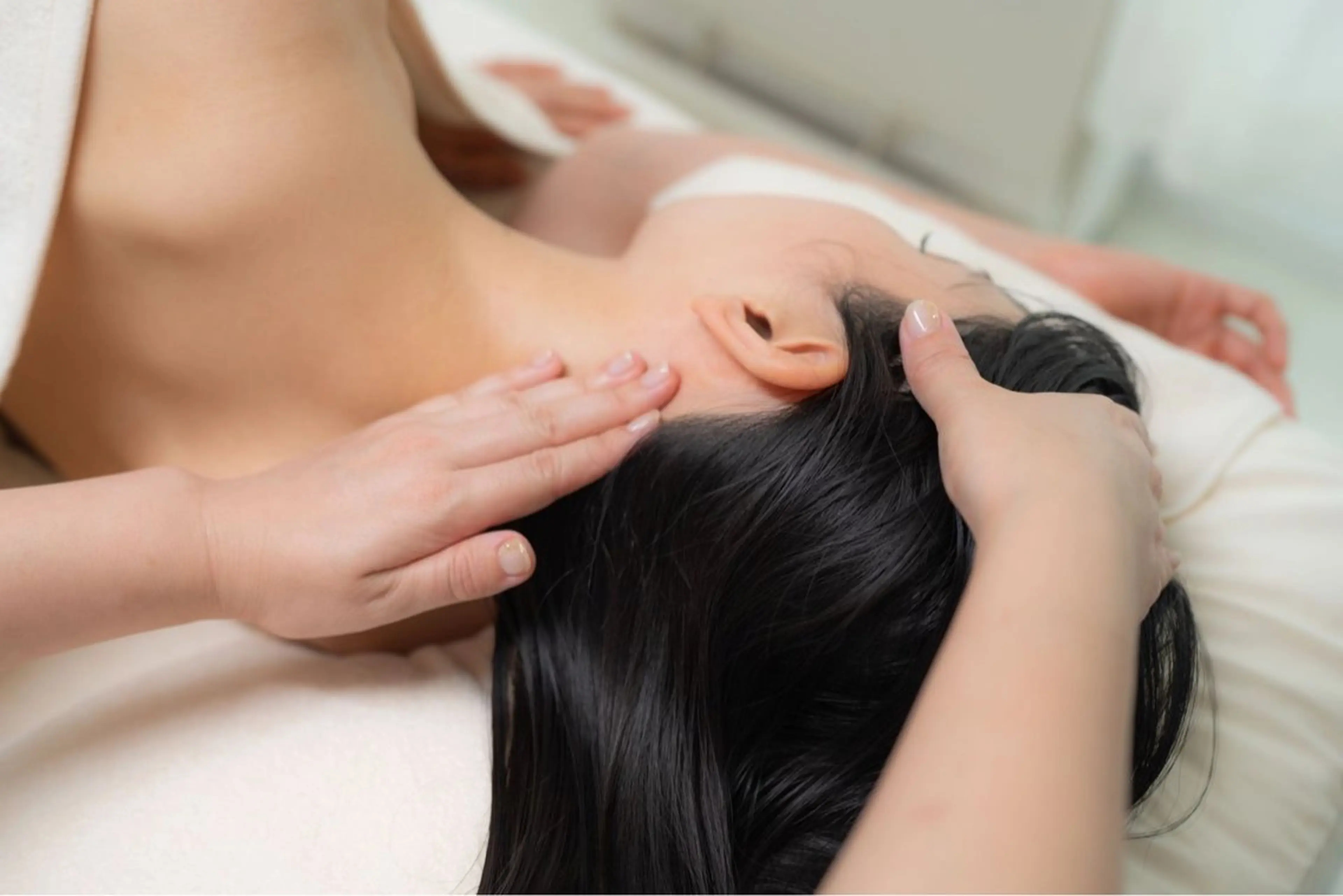 【動画撮影可能な方限定】辛い首のコリに☆独自の技法60分小顔コルギの写真