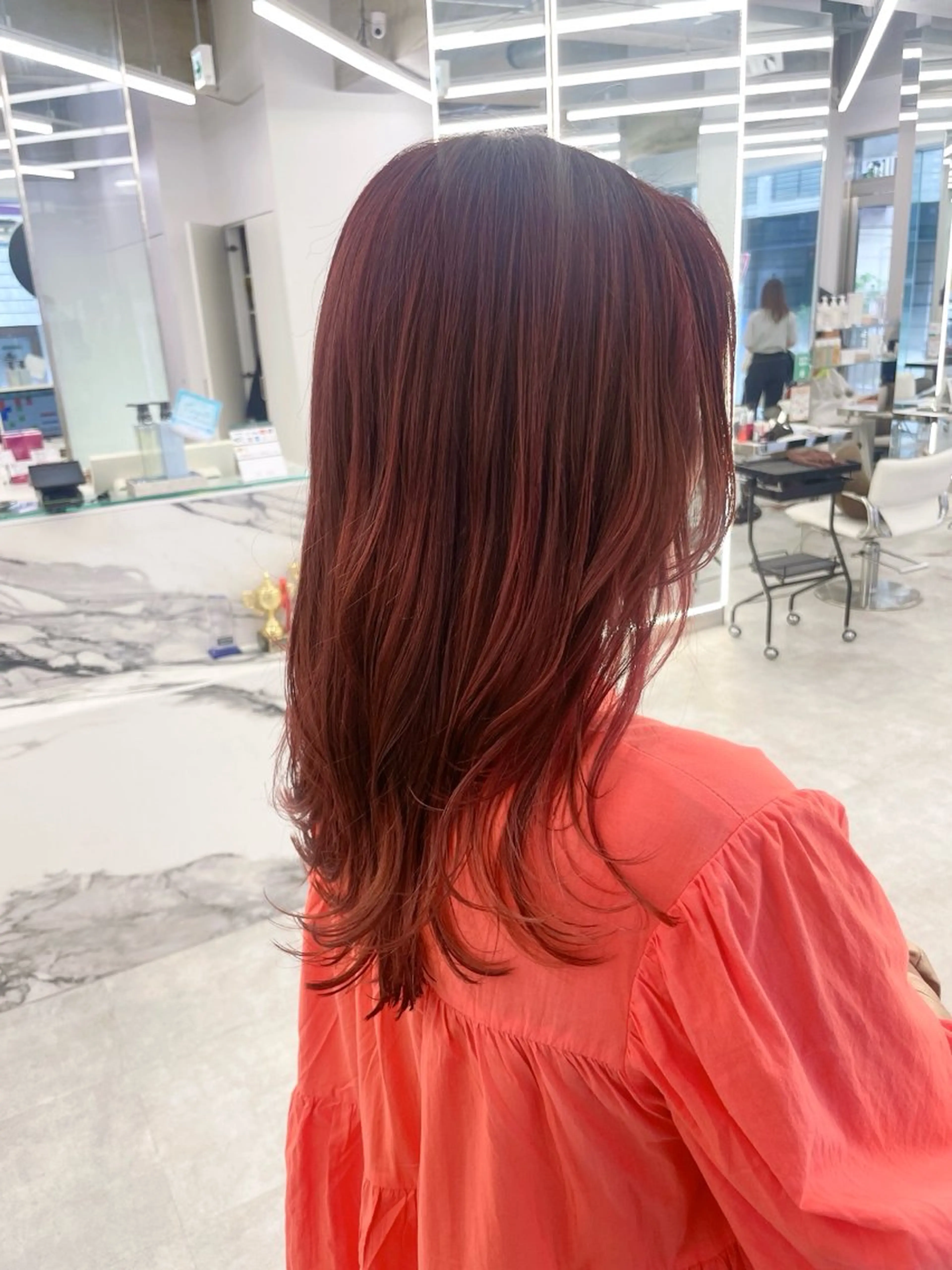 ロング カラー ヘアアレンジ ヘアカラー トリートメント 【Brown】おじま のぞみのヘアスタイル