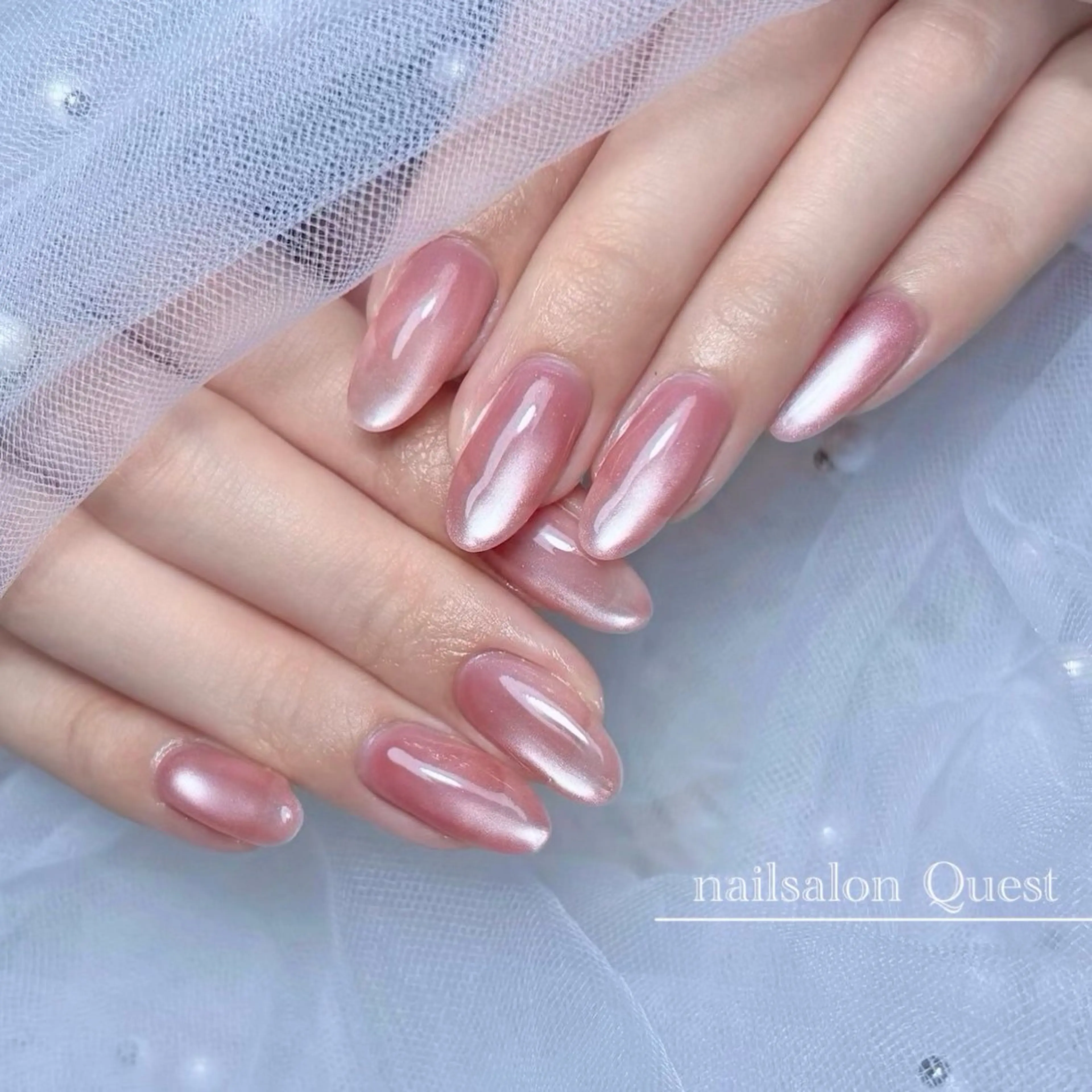 ネイル 氷ネイル・うるうるネイル ワンカラーネイル ハンドネイル nailsalon Questのネイルデザイン