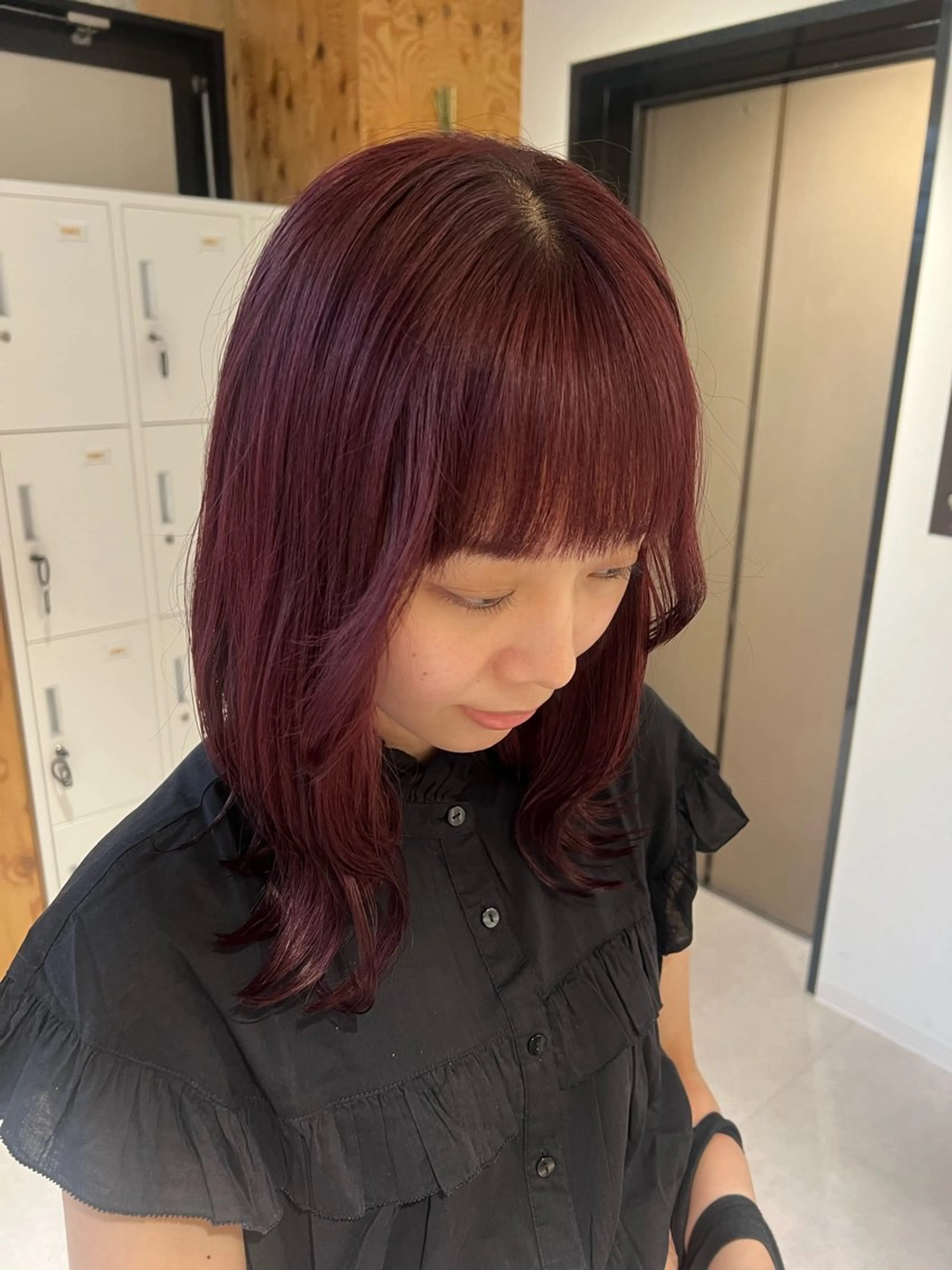 ミディアム カラー ブリーチ レッドカラー レイヤーカット カット ヘアカラー トリートメント 梅田/顔周りカット /ボブ/RINKAのヘアスタイル