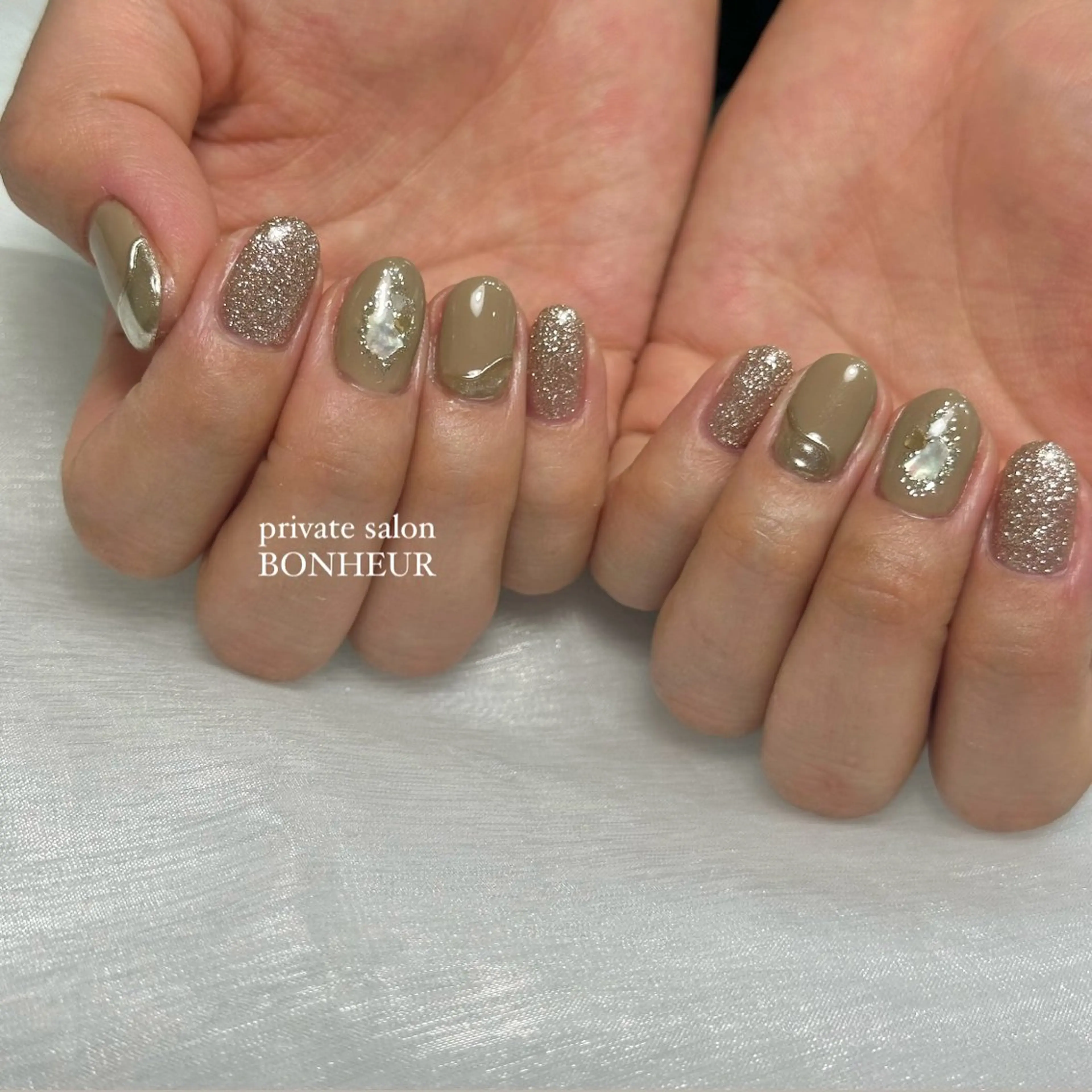 ネイル ハンドネイル BONHEUR Annaのネイルデザイン