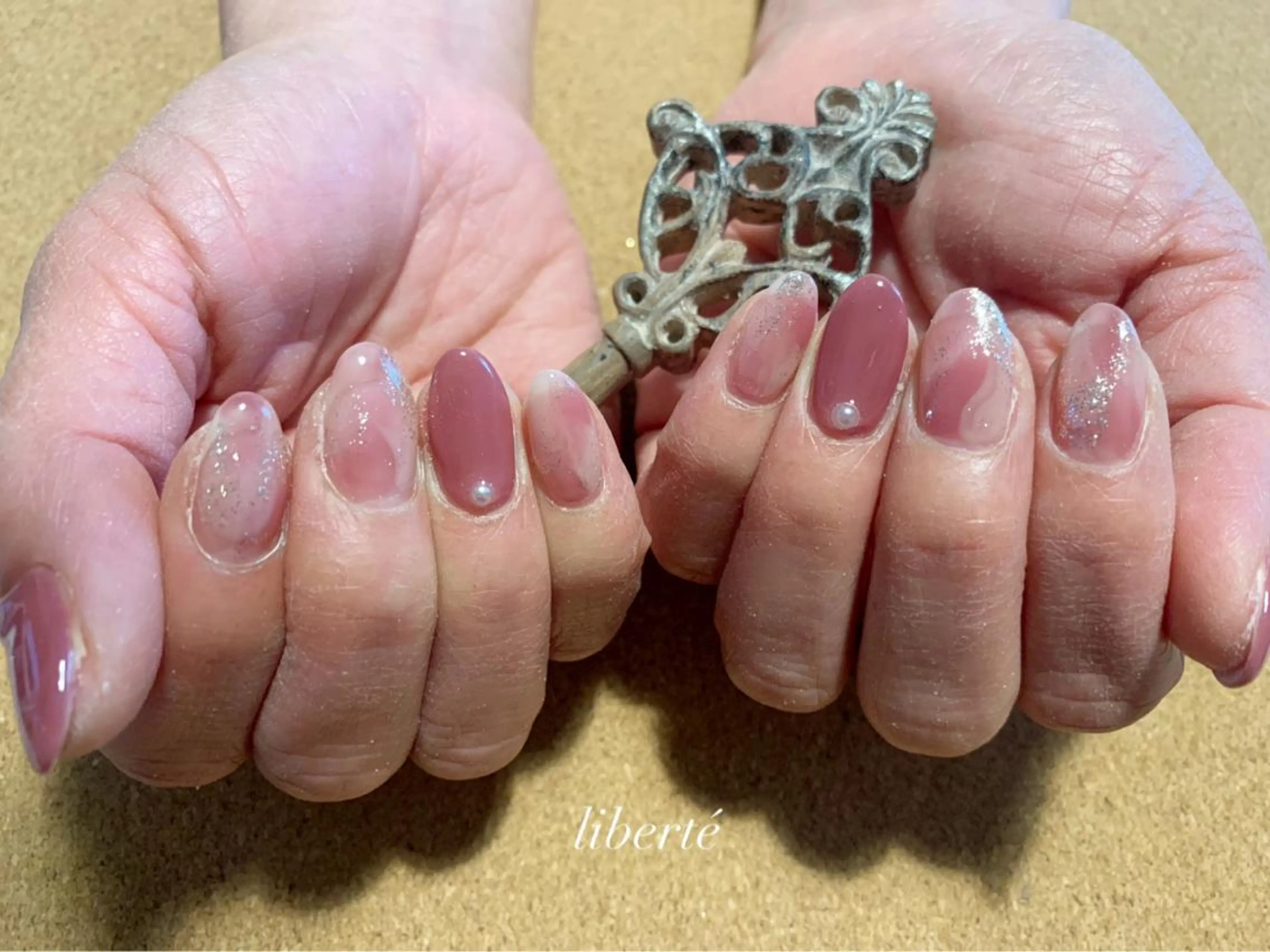 ネイル liberté (リベルテ)のネイルデザイン