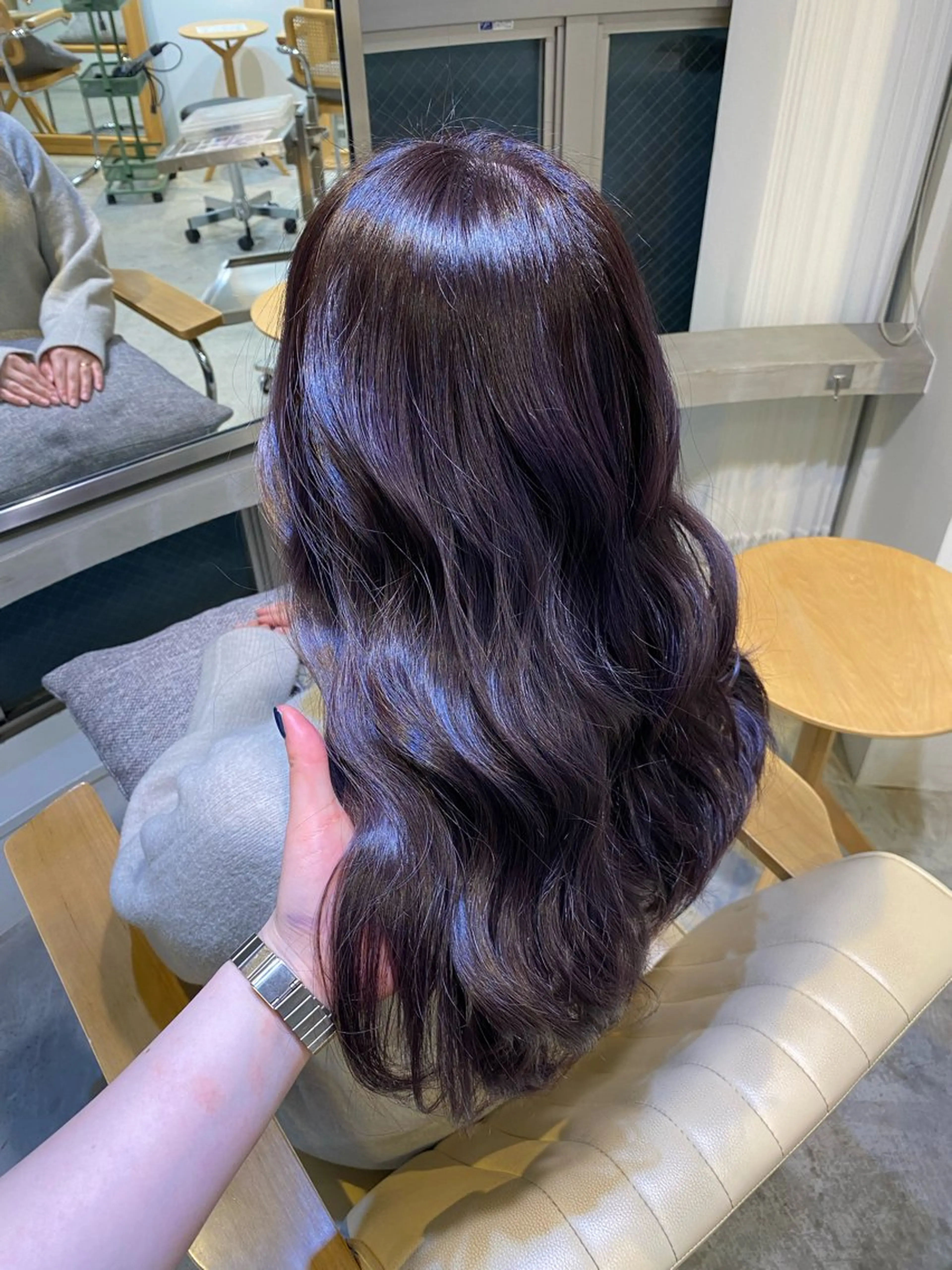 ロング ヘアカラー FILMS haru 暖色カラーのヘアスタイル