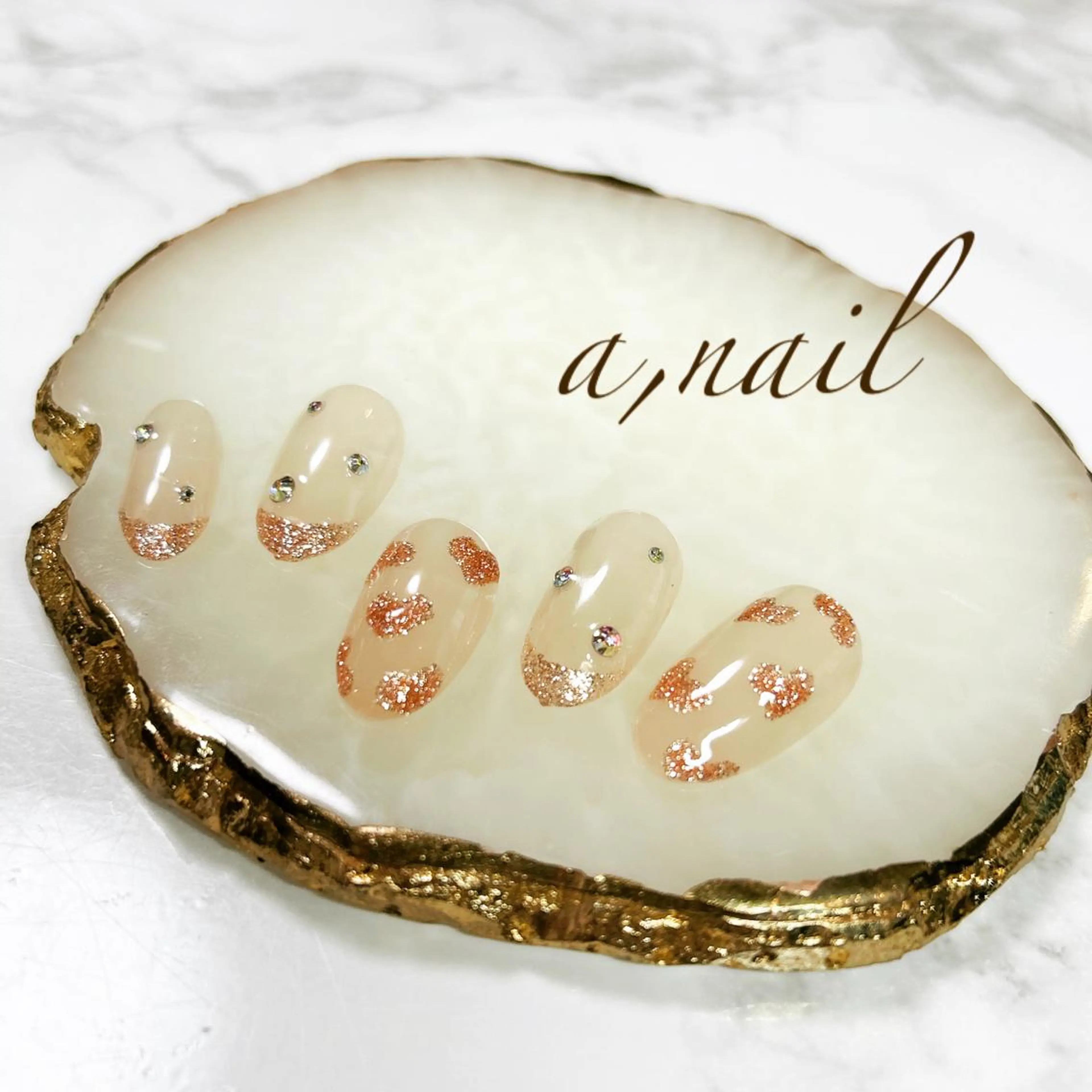 ネイル フットネイル フレンチネイル ジェルネイル グラデーション ハート ハンドネイル ネイルサロン エーネイルのネイルデザイン