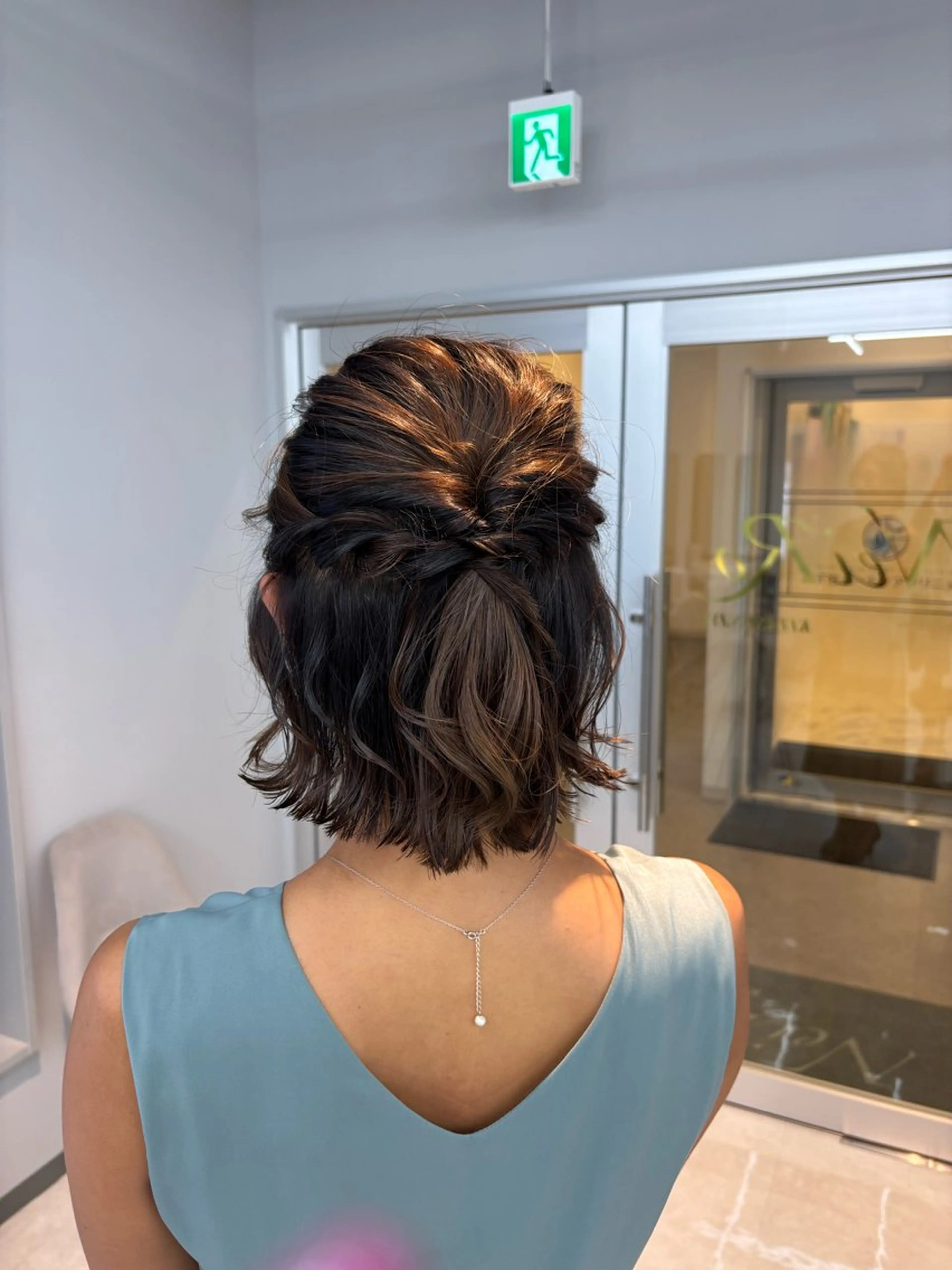 ミディアム ヒメザキ ユリのヘアスタイル