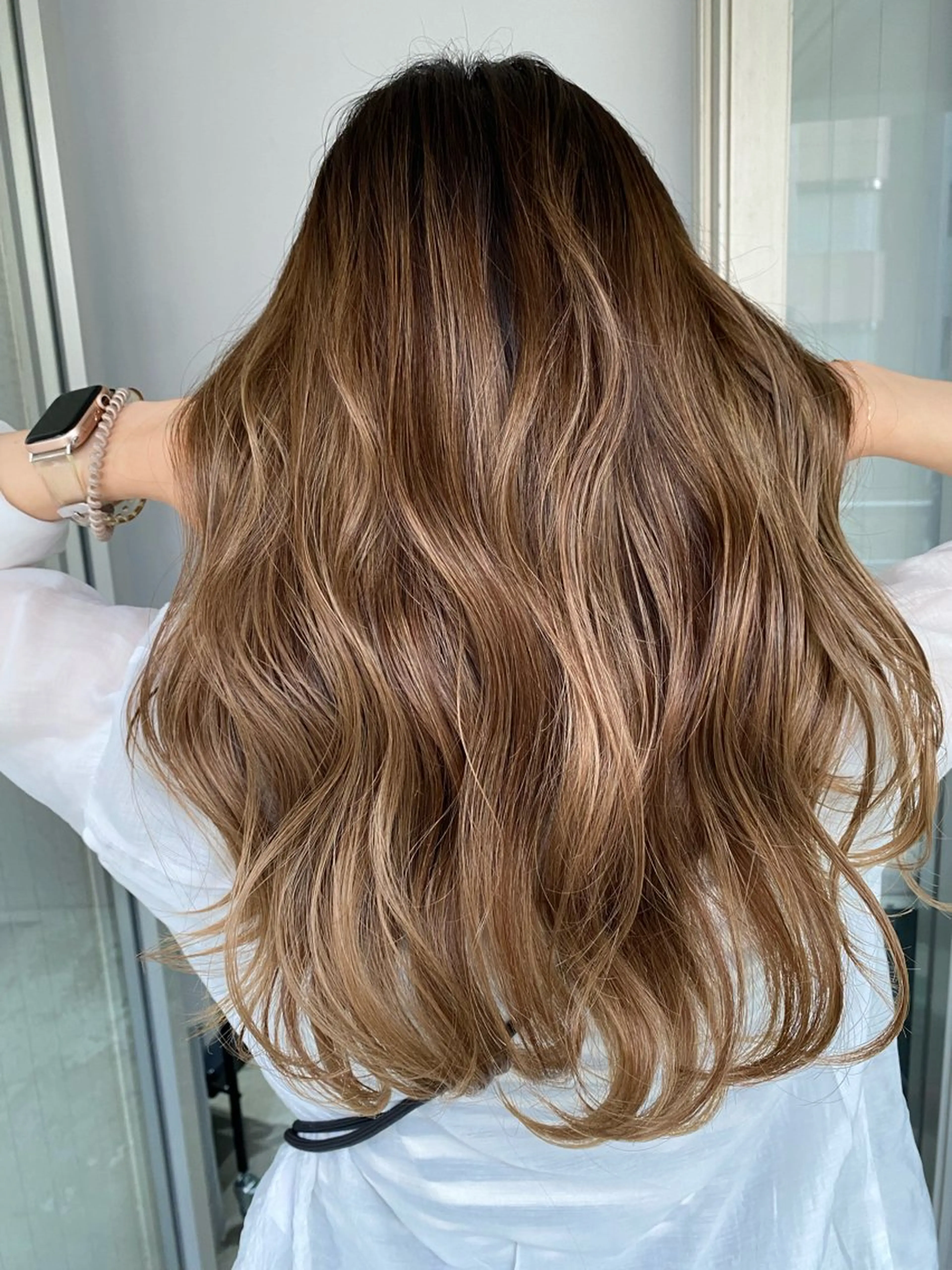 セミロング カラー ベージュカラー 透明感カラー ダブルカラー ヘアカラー トリートメント 佐藤 侑哉のヘアスタイル
