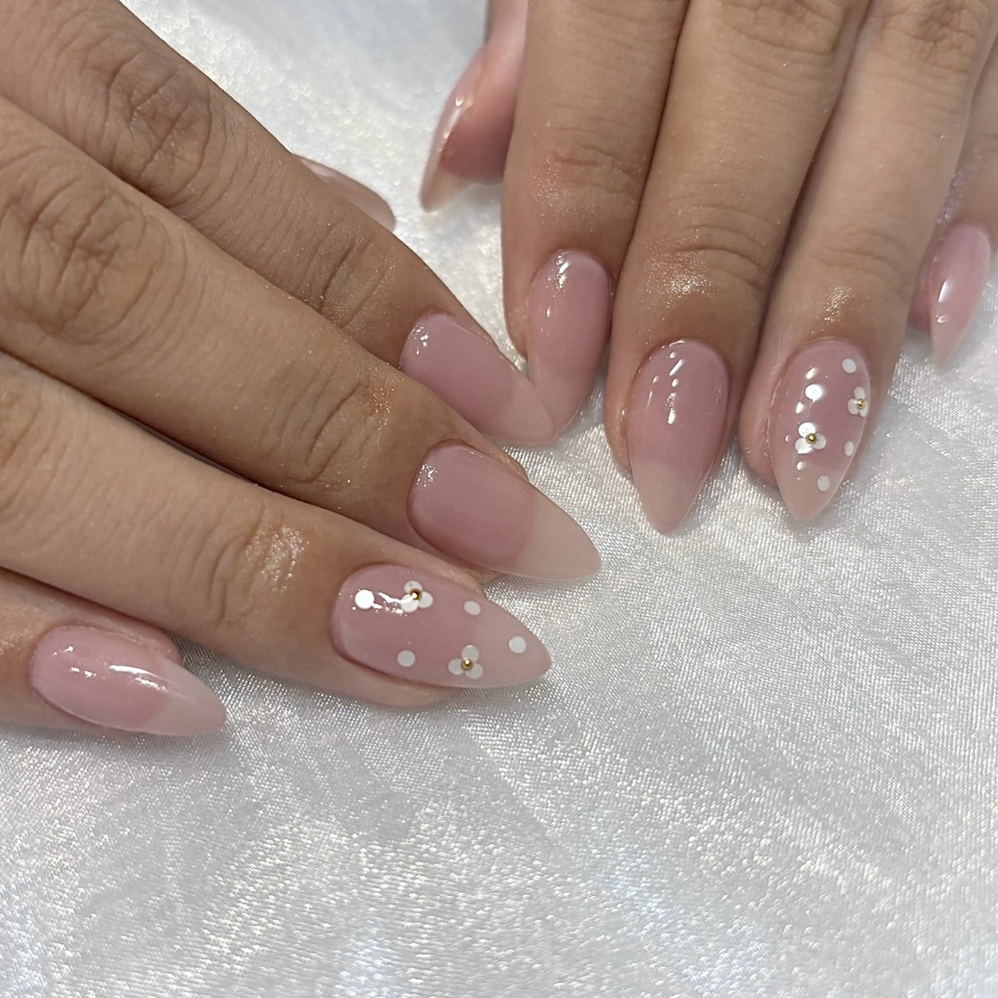 ネイル アートネイル ハンドネイル AKANE 🧴のネイルデザイン
