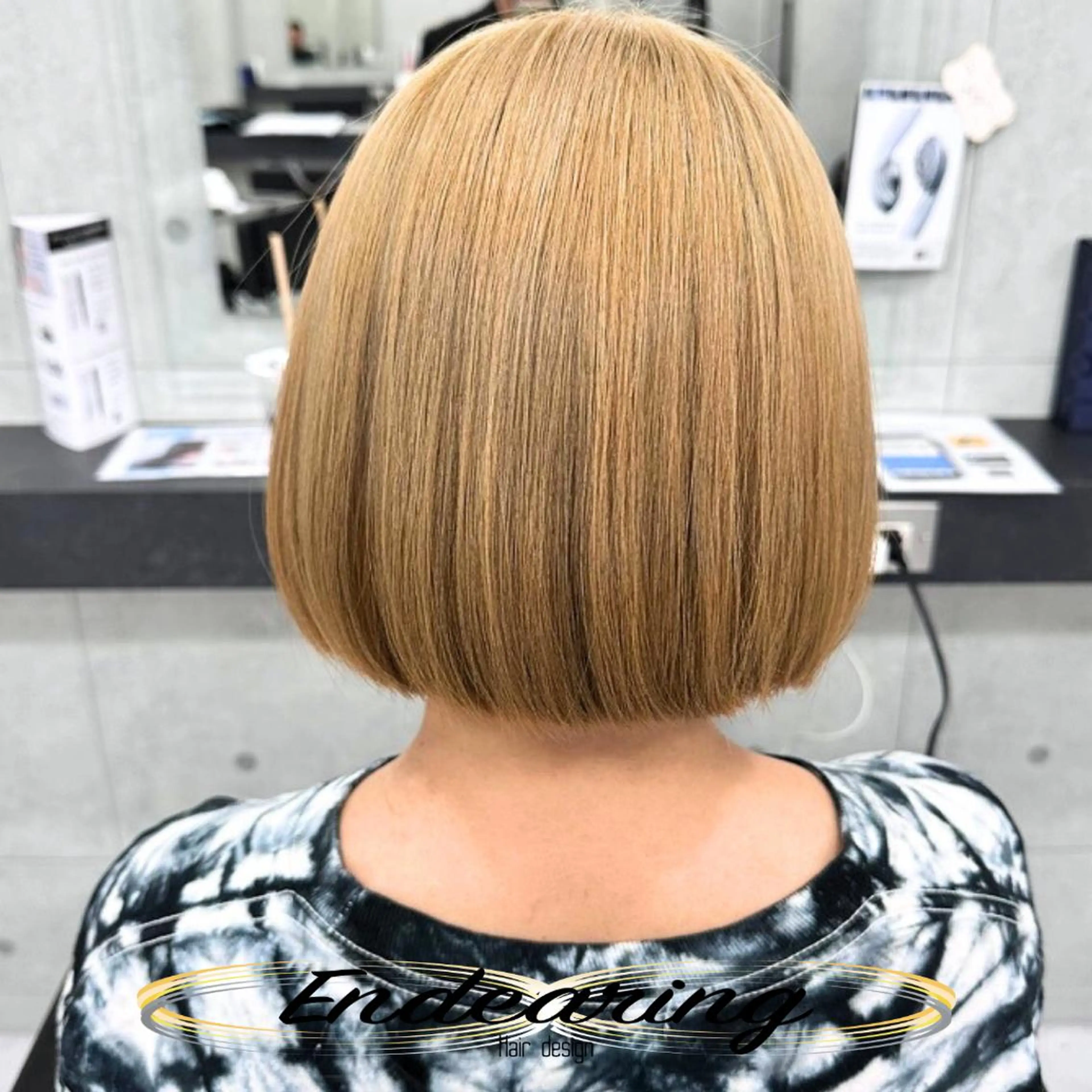 カラー ベージュカラー ブリーチ 透明感カラー ボブ ヘアカラー 柳田 怜那/銀座 Endearingのヘアスタイル
