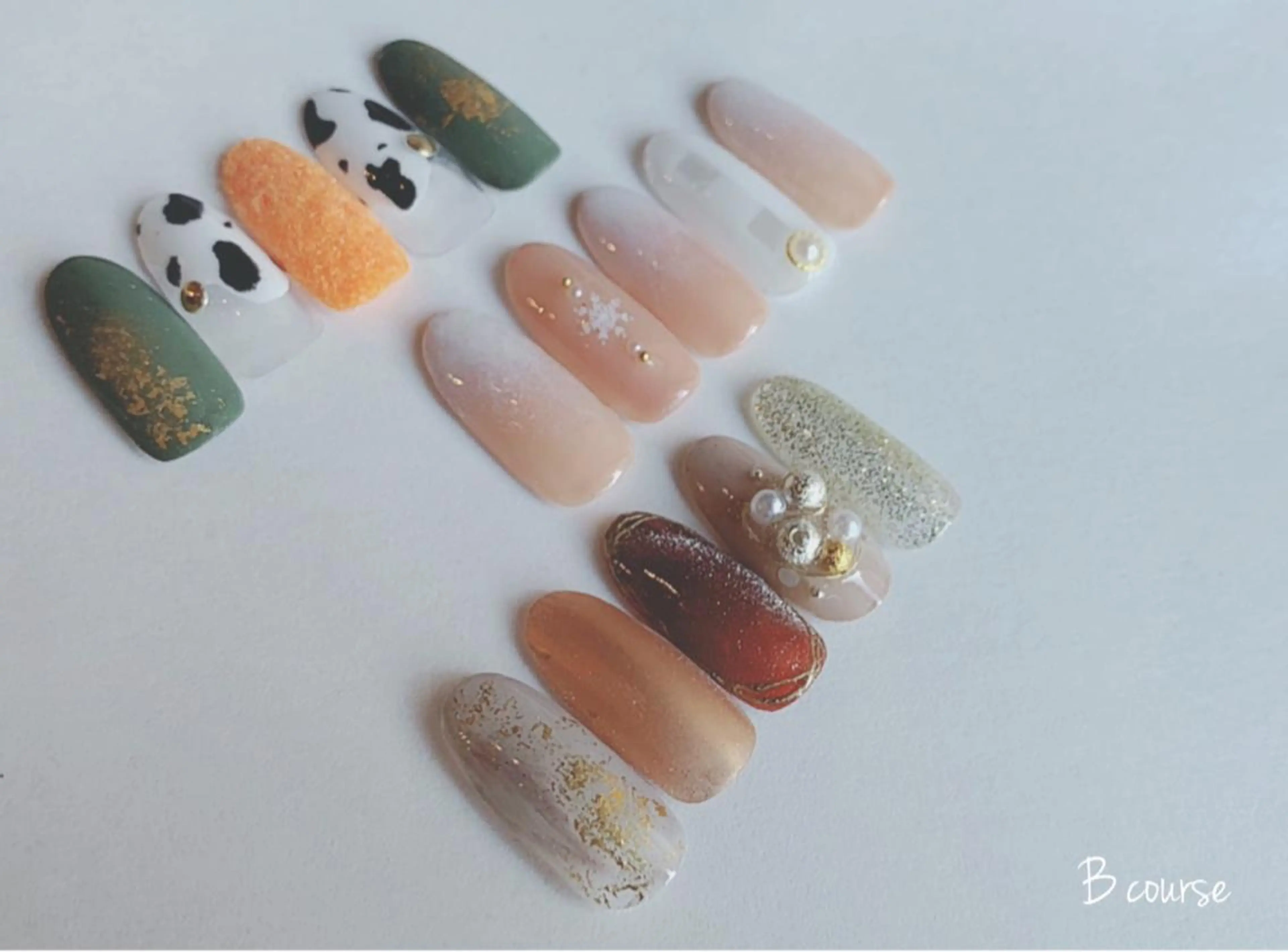 ネイル アニマル柄 マグネットネイル マットネイル ミラーネイル 冬ネイル 凛 リンのネイルデザイン