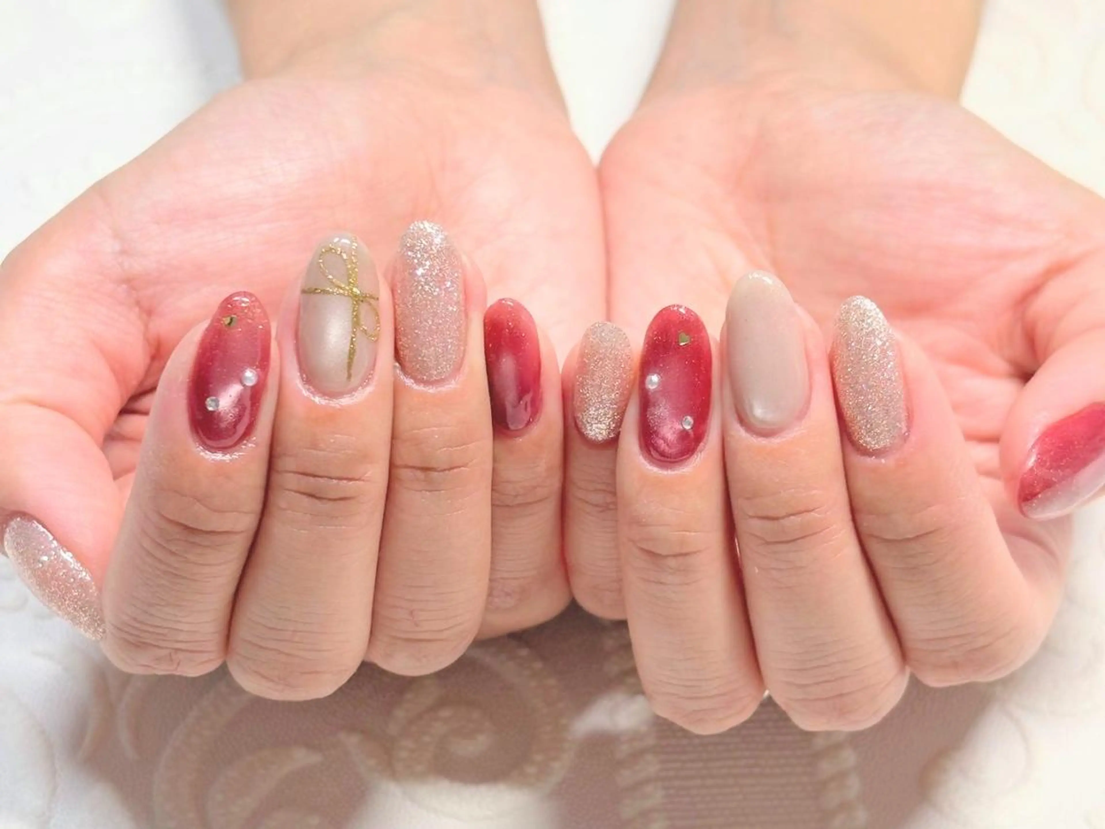 ネイル Reline まつげ、ネイルのマツエク・マツパデザイン