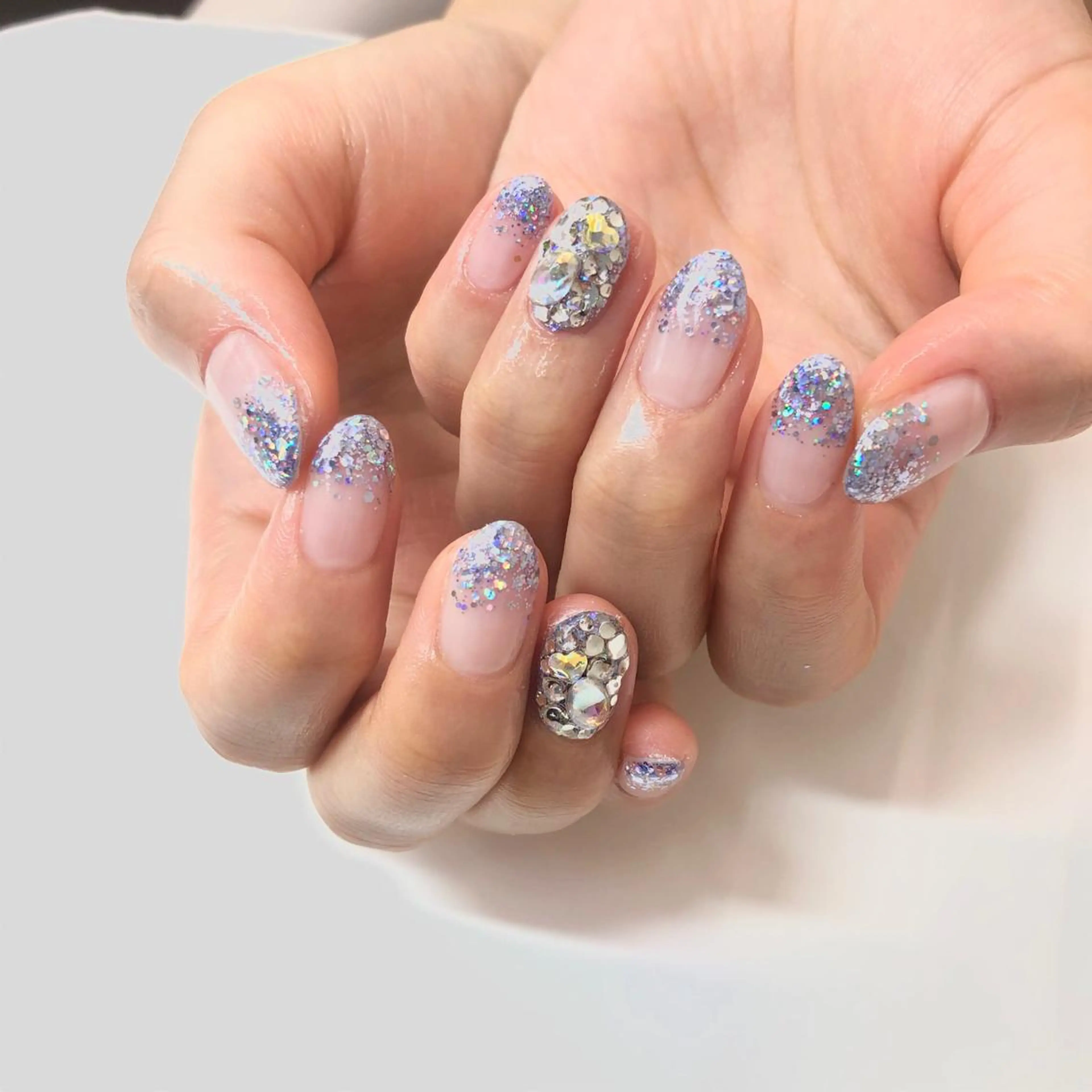 ネイル キラキラネイル ハンドネイル フットネイル Minami 🍓のネイルデザイン