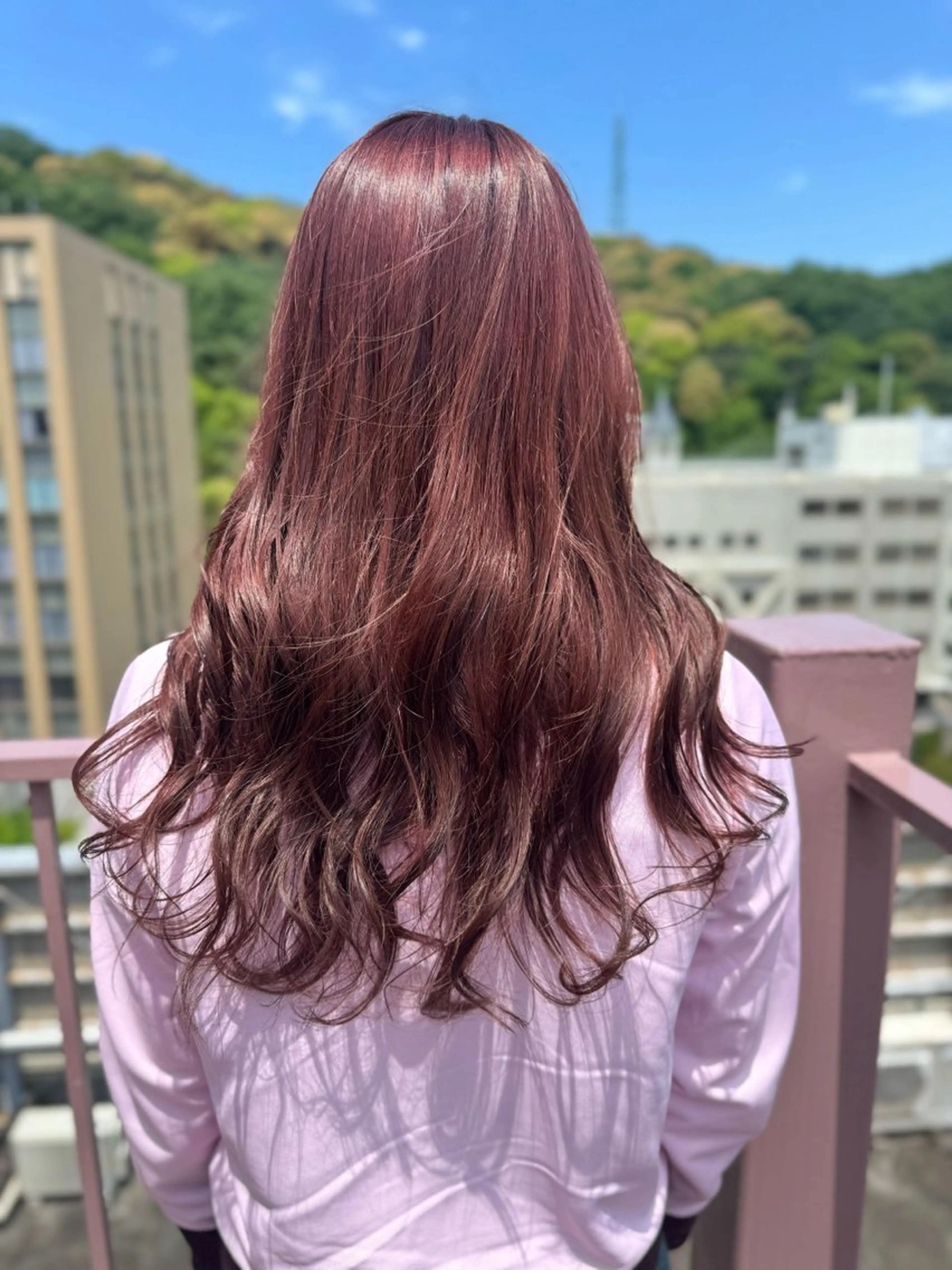 ロング カラー ピンクカラー ピンクパープル パープルカラー ヘアカラー Viage （ビアージュ）のヘアスタイル
