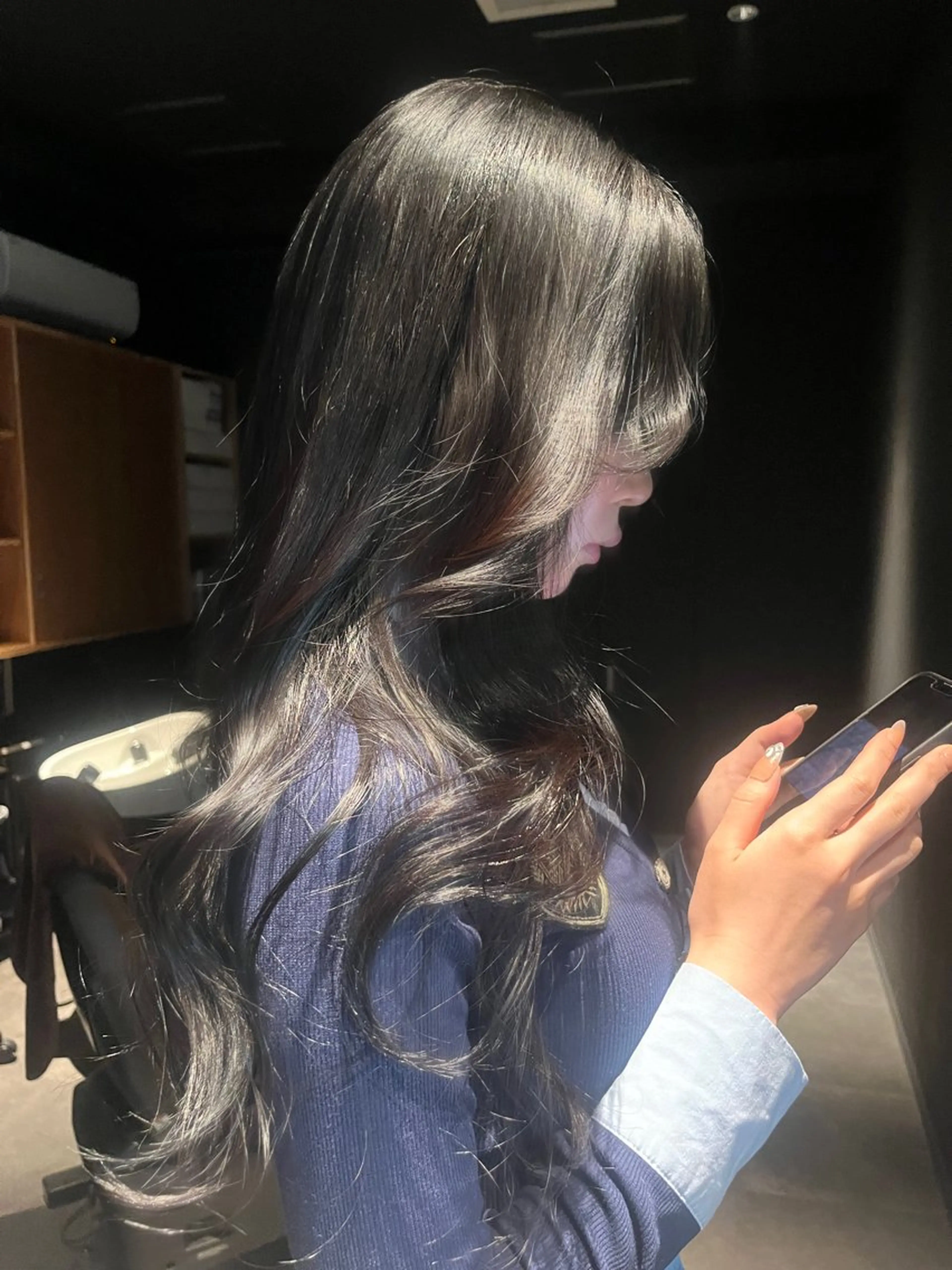 ロング カット ヘアカラー Fev AYAHAのヘアスタイル