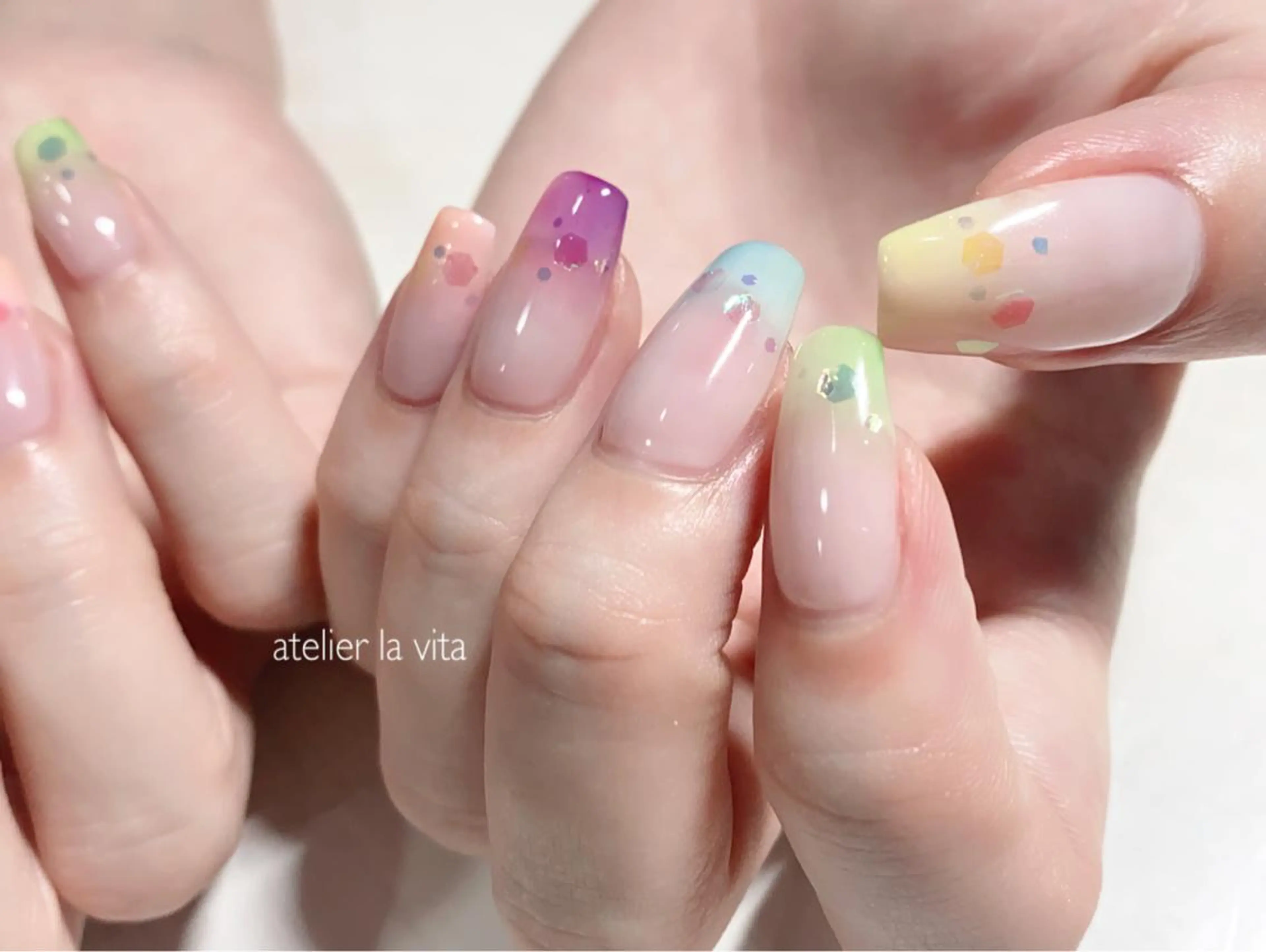 ネイル atelier la vita所属・lavita. mimuraのネイルデザイン