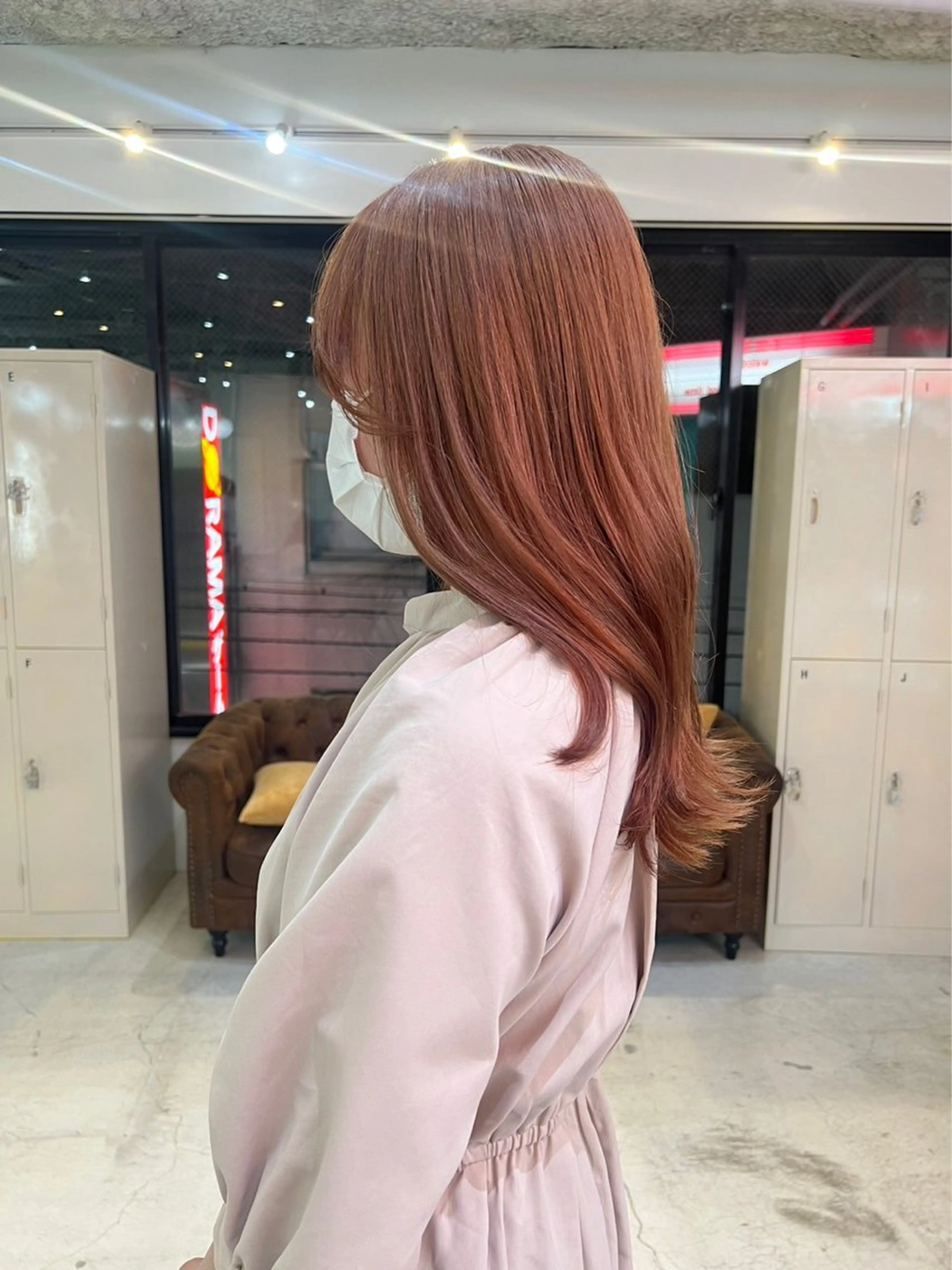 カラー 艶 ハイトーン✨ユキノのヘアスタイル