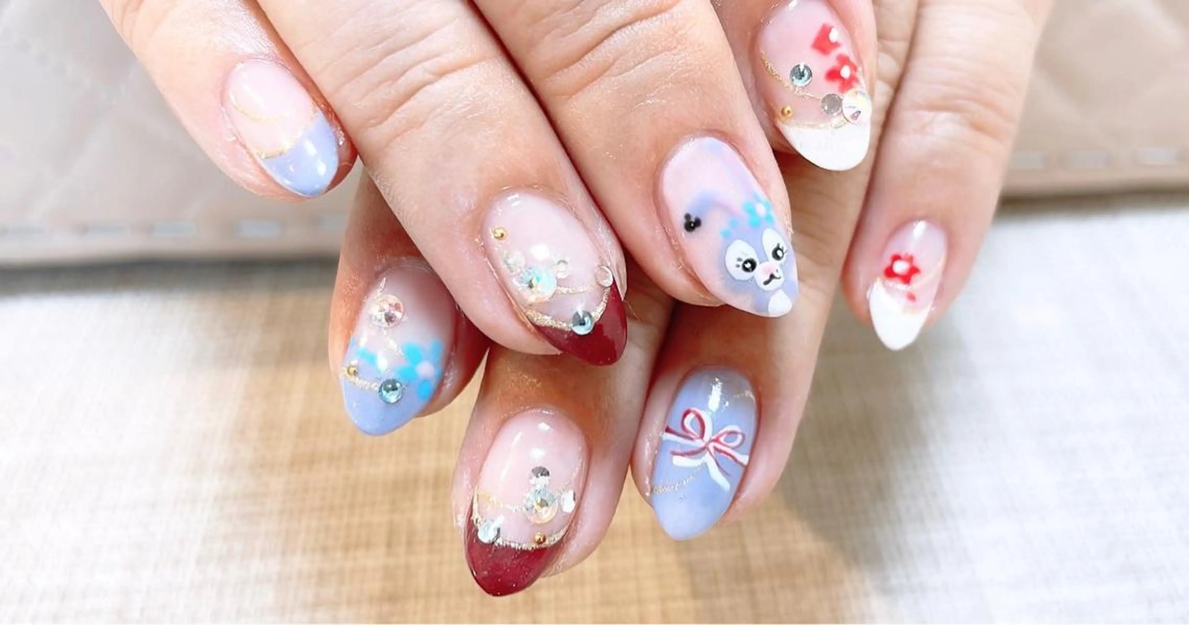 ネイル manis .のネイルデザイン