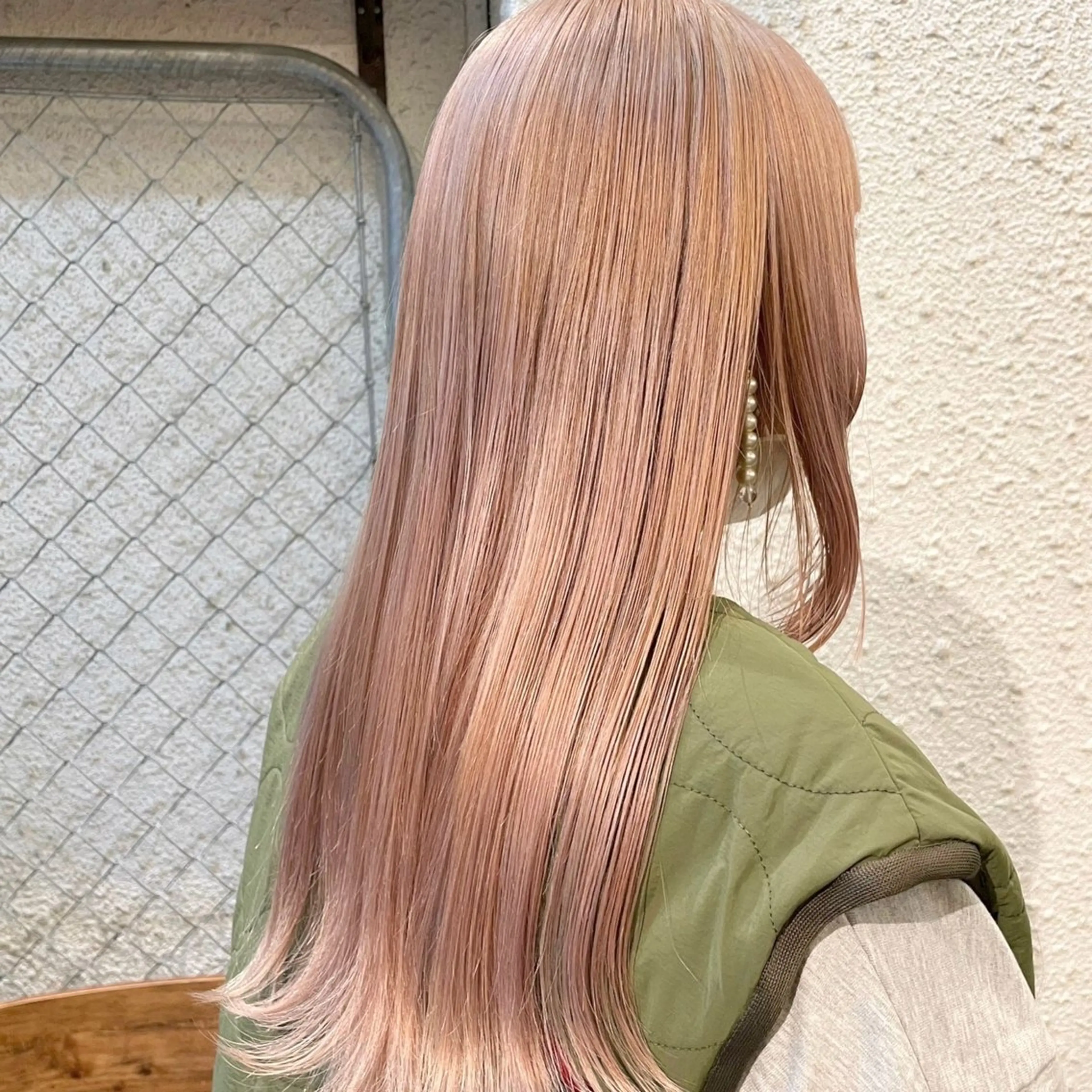 カラー ベージュ×艶🍨 mihoのヘアスタイル