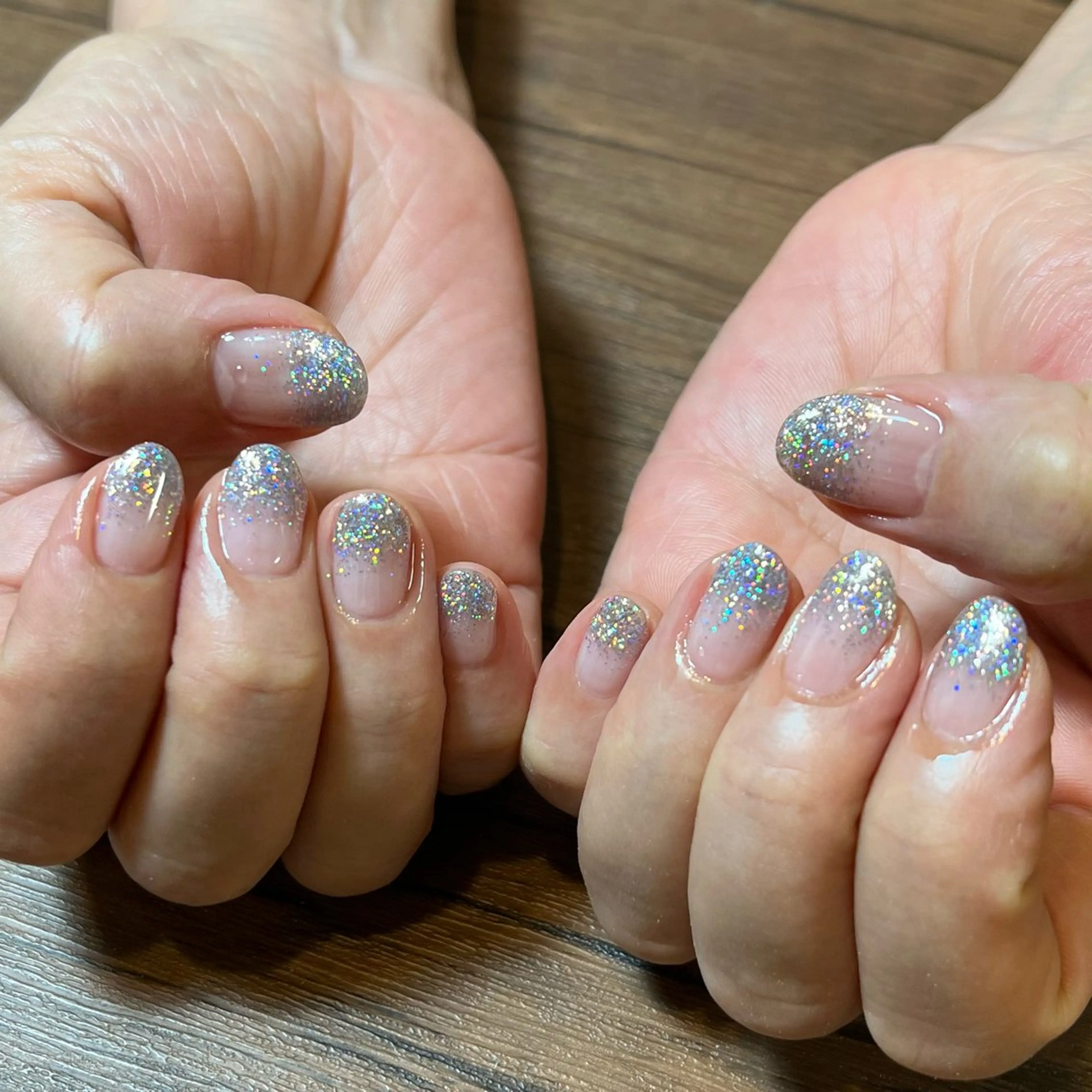 ネイル HENRIETTA NAILSALONのネイルデザイン