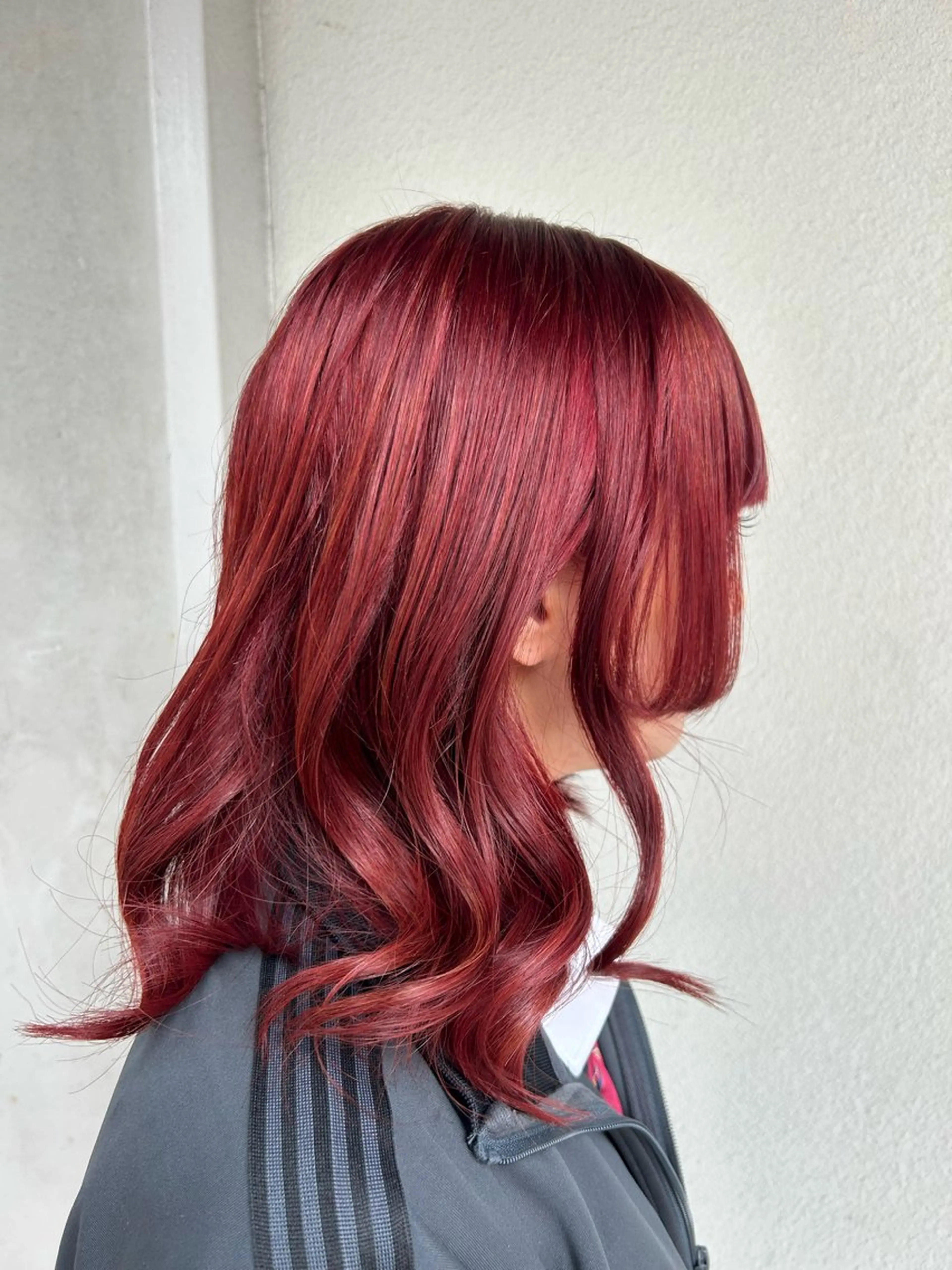 ロング ブルー所属・岩野 有紗のヘアスタイル