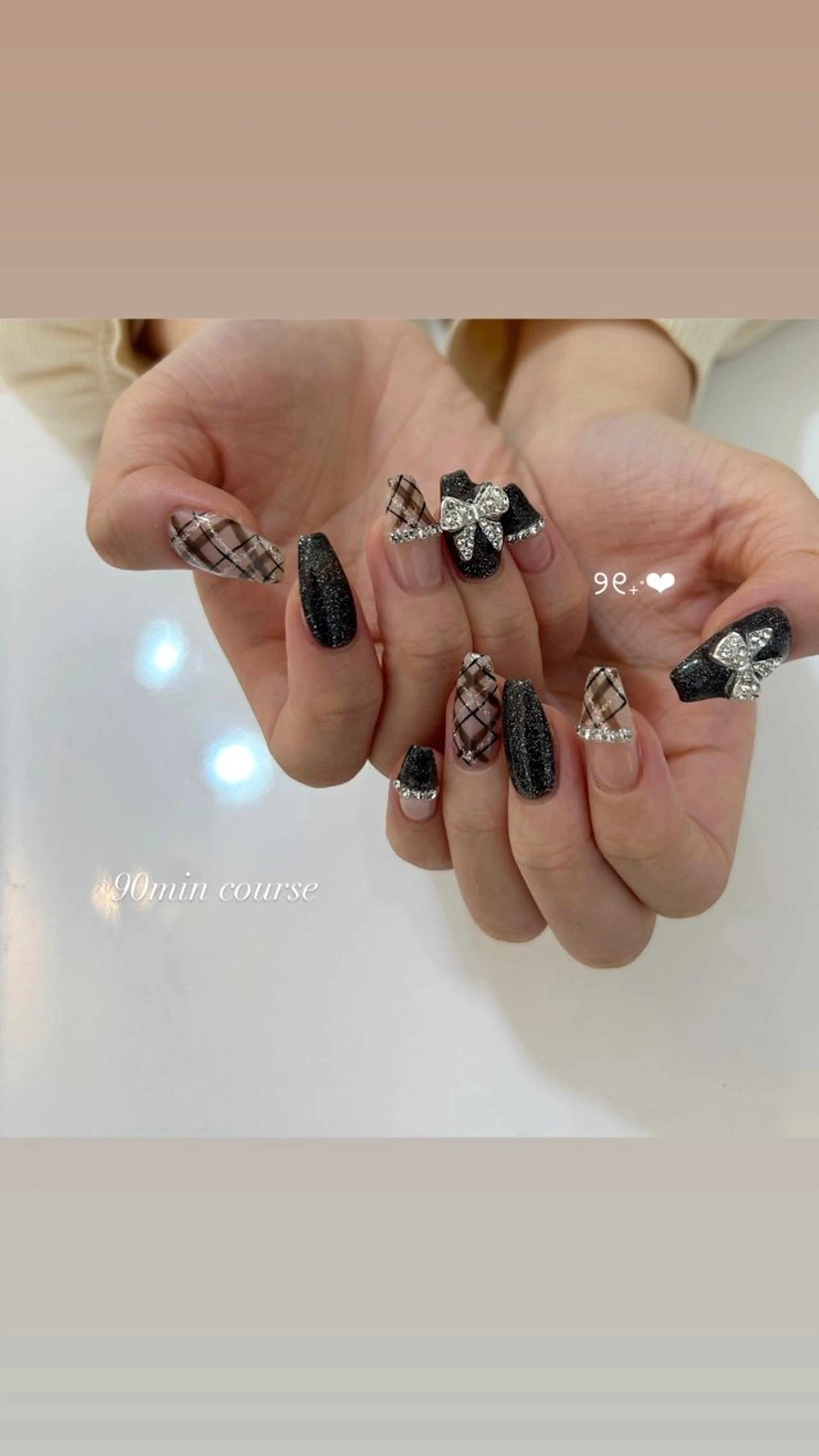 ネイル ハンドネイル ViViA momokaのネイルデザイン