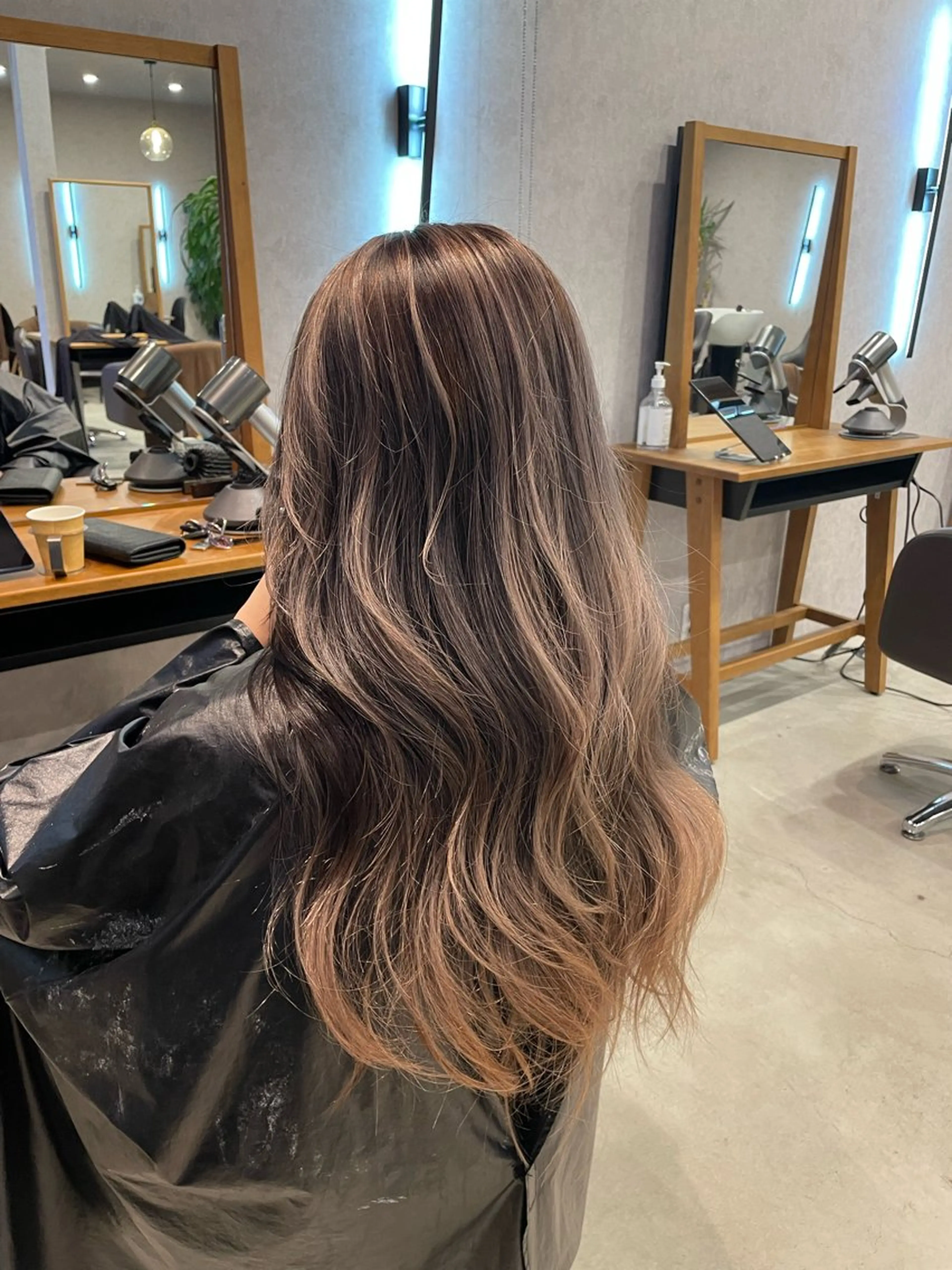 ロング レイヤーカット 1st.hair.salon伊勢崎店所属・伊勢崎/似合せカット 🇰🇷KEIGO‪のヘアスタイル