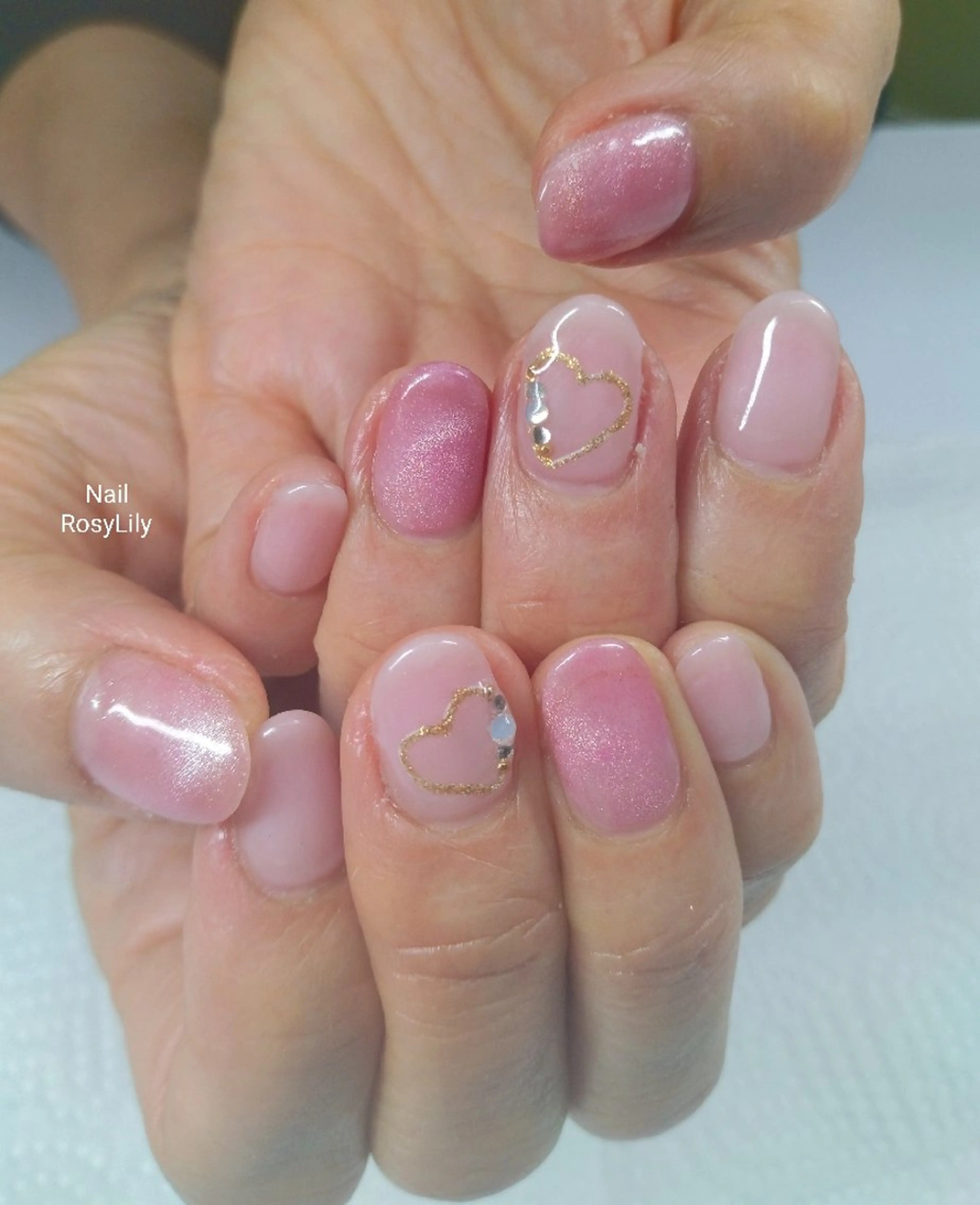 ネイル ハート マグネットネイル ハンドネイル ハンドケア プライベートサロン RosyLily所属・プライベートサロン Rosy Lilyのネイルデザイン