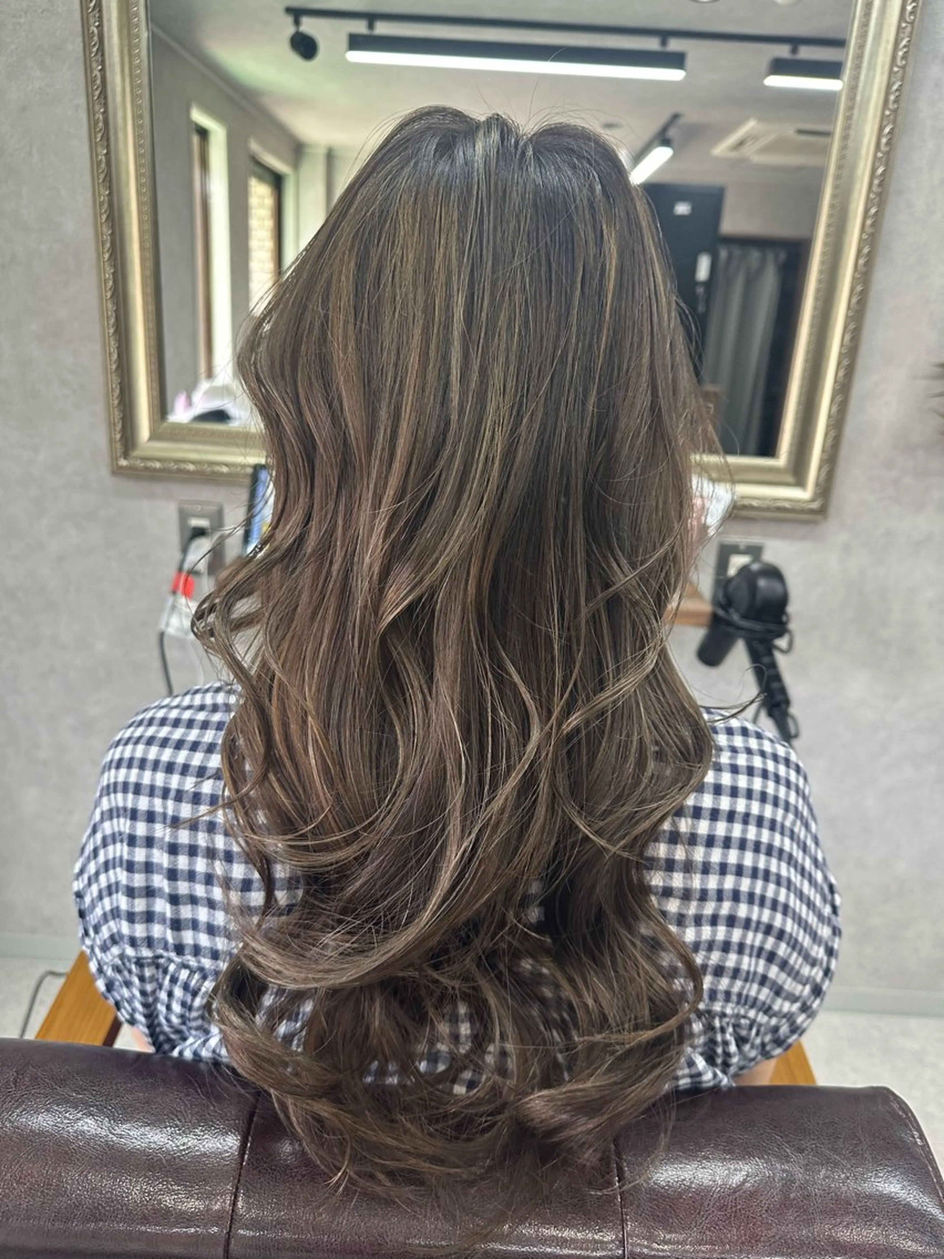 ロング カラー カット ヘアカラー Lien 深井店のヘアスタイル
