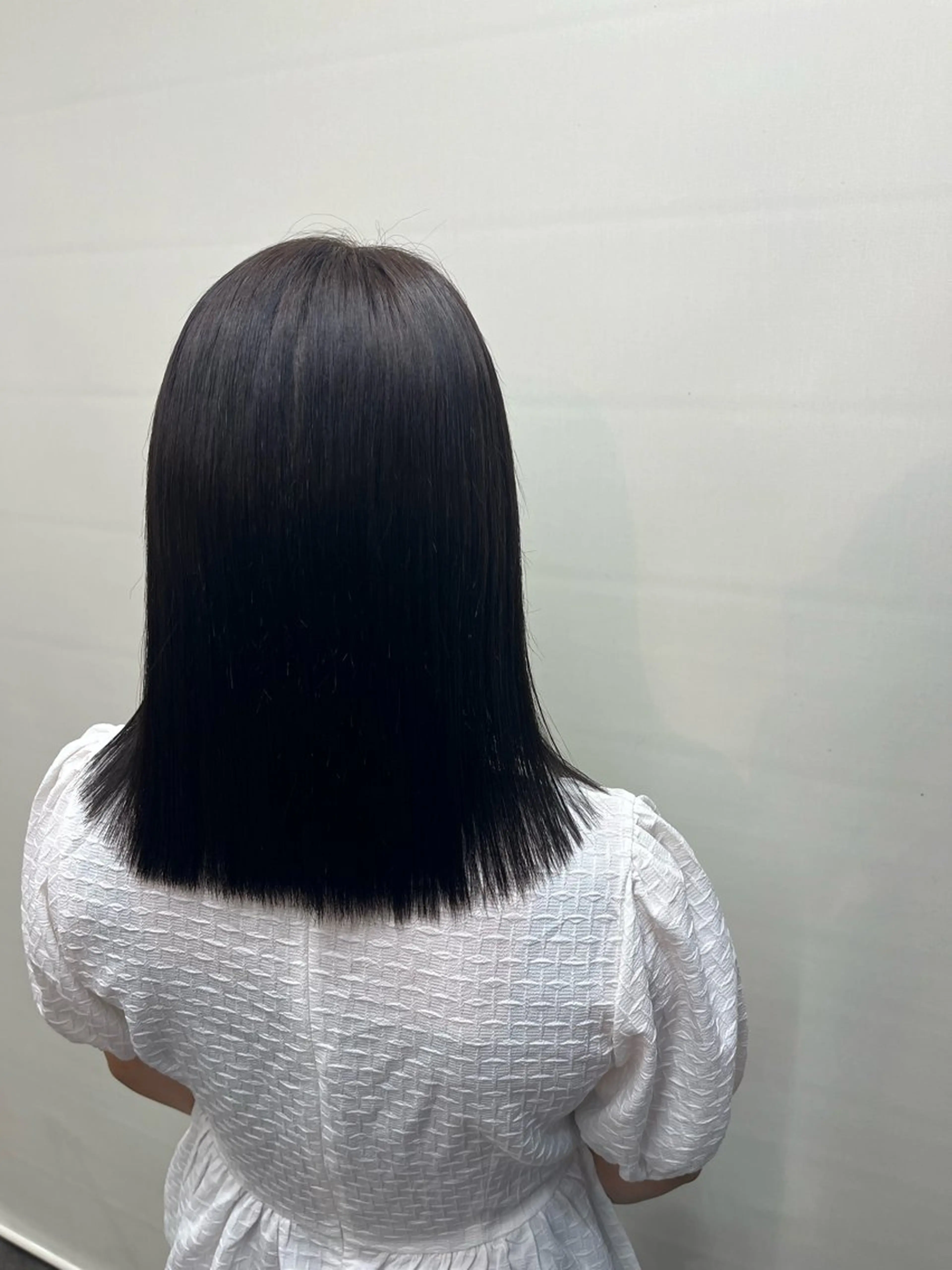 カラー ブラウンカラー オリーブブラウン ヘアカラー 松井 咲樹のヘアスタイル