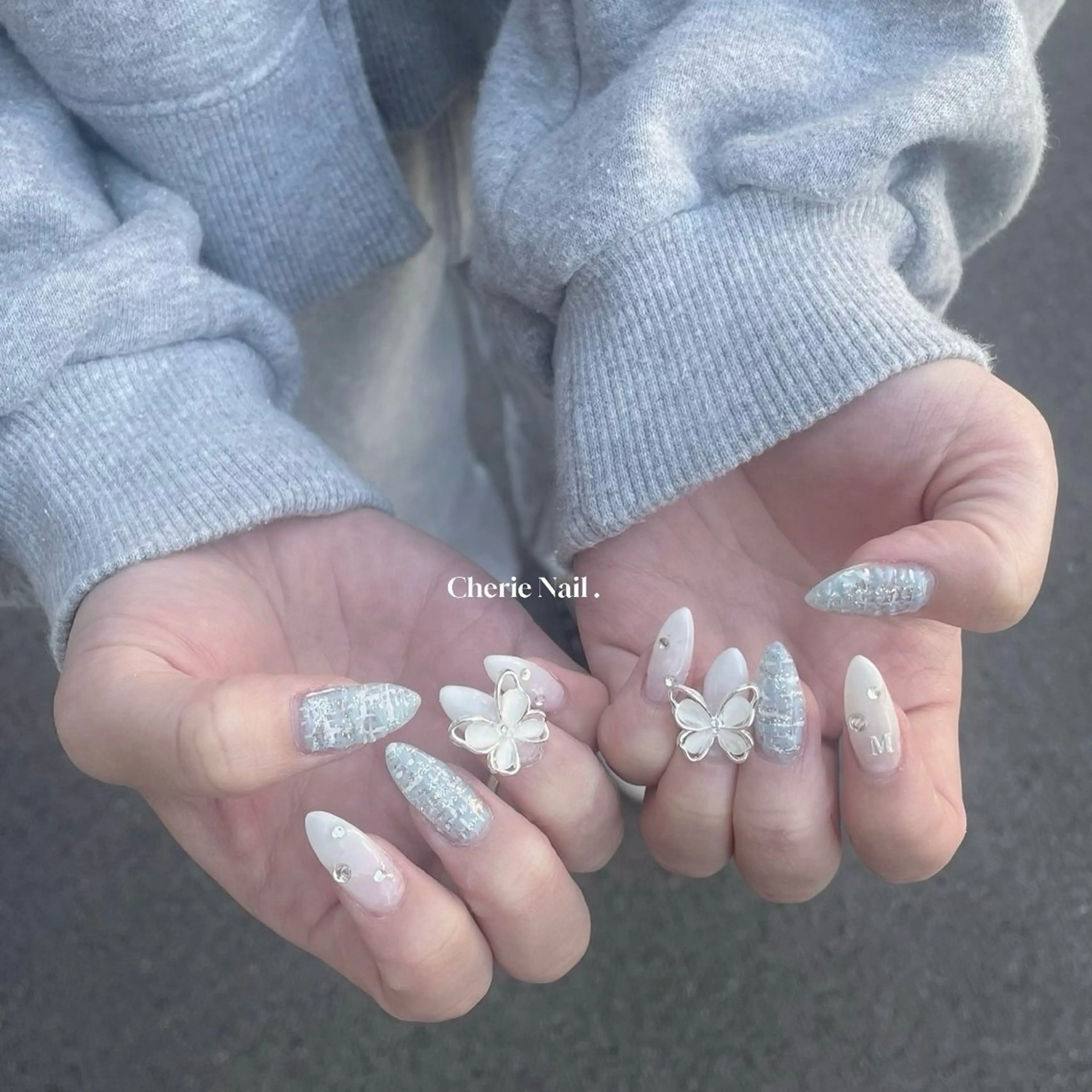 ネイル ツイードネイル ワンホンネイル Cherie Nailのネイルデザイン
