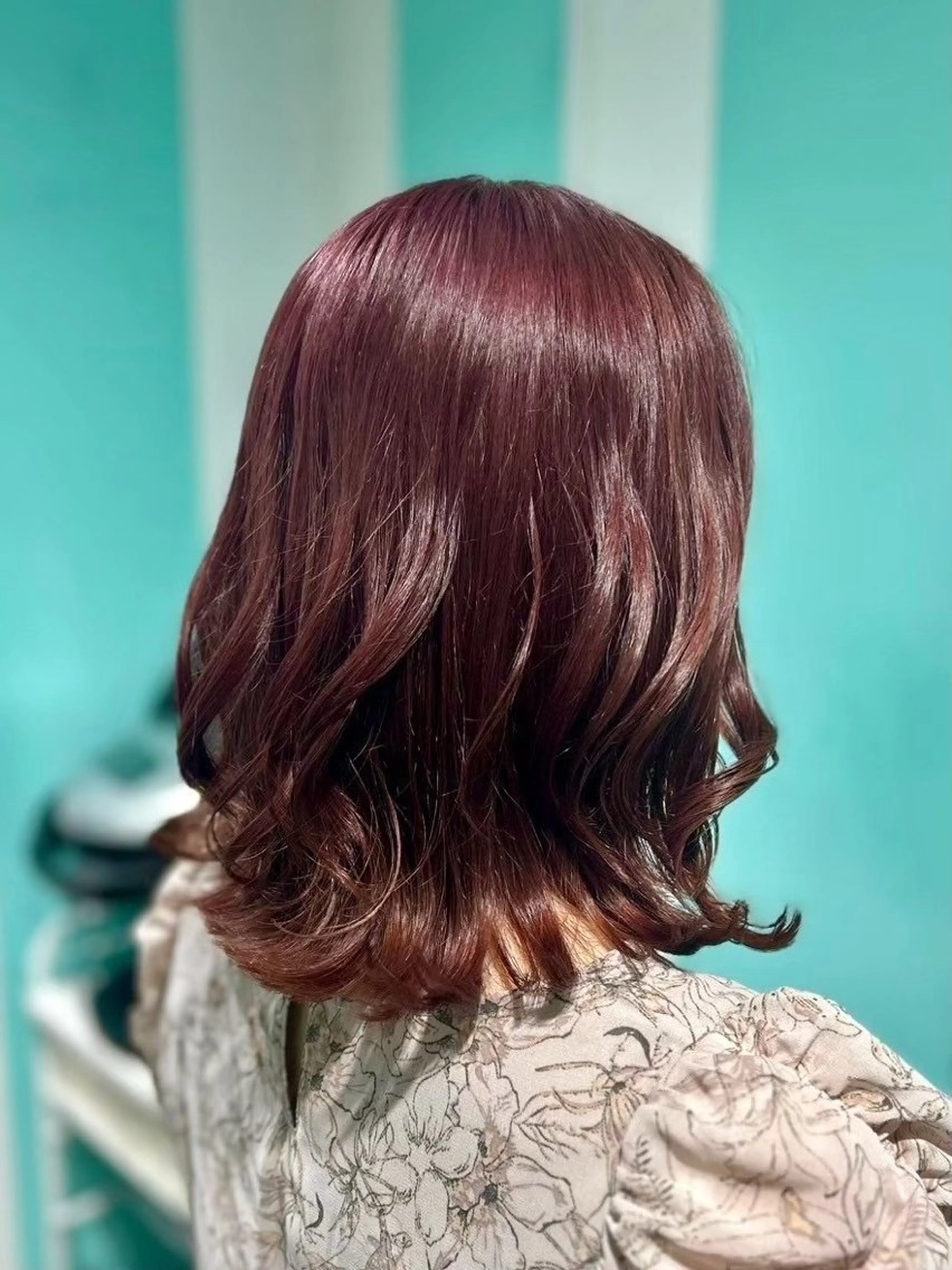 カラー 八馬 那由多のヘアスタイル