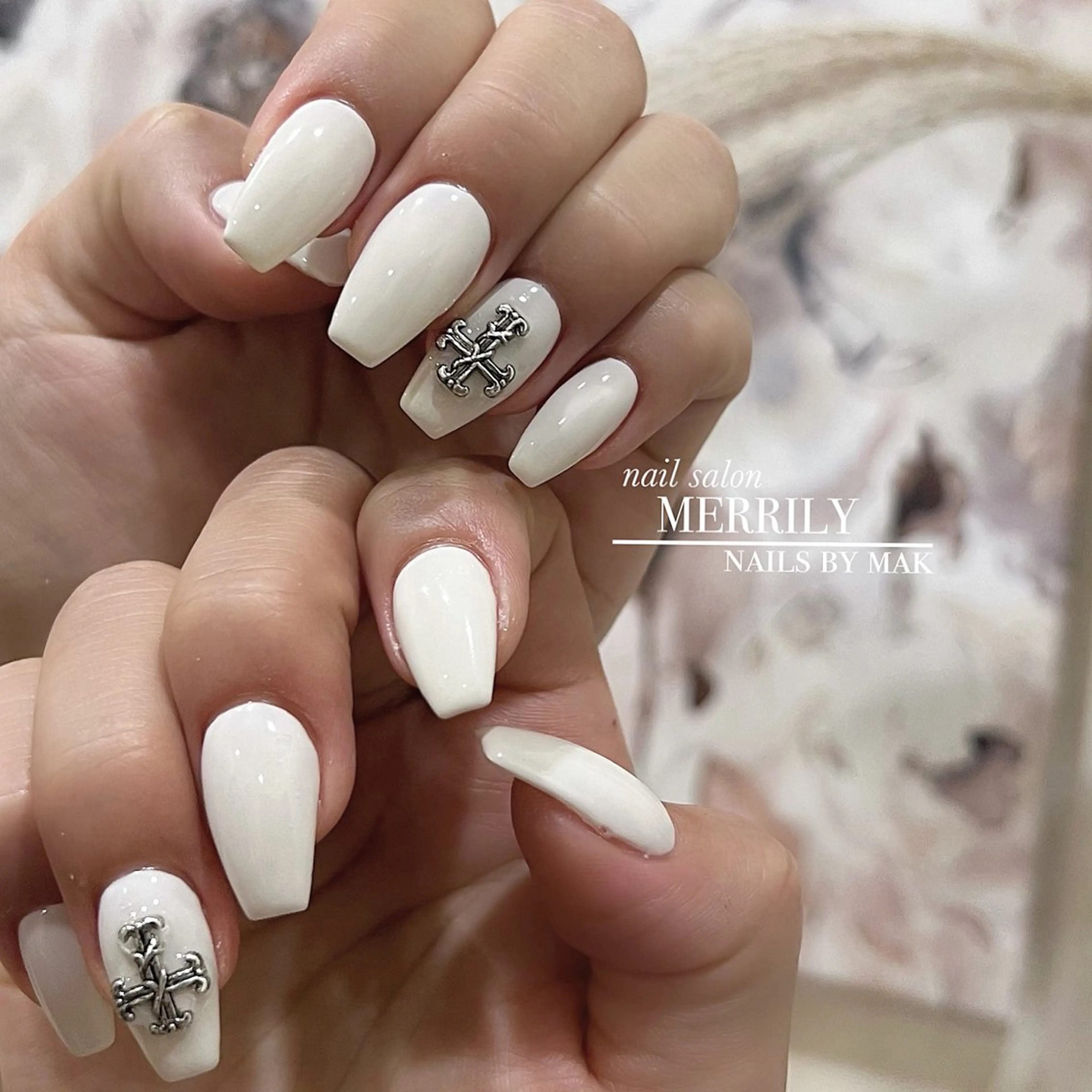 ネイル ワンカラーネイル ホワイト ハンドネイル salon de Chéli所属・salon de Cheliのネイルデザイン