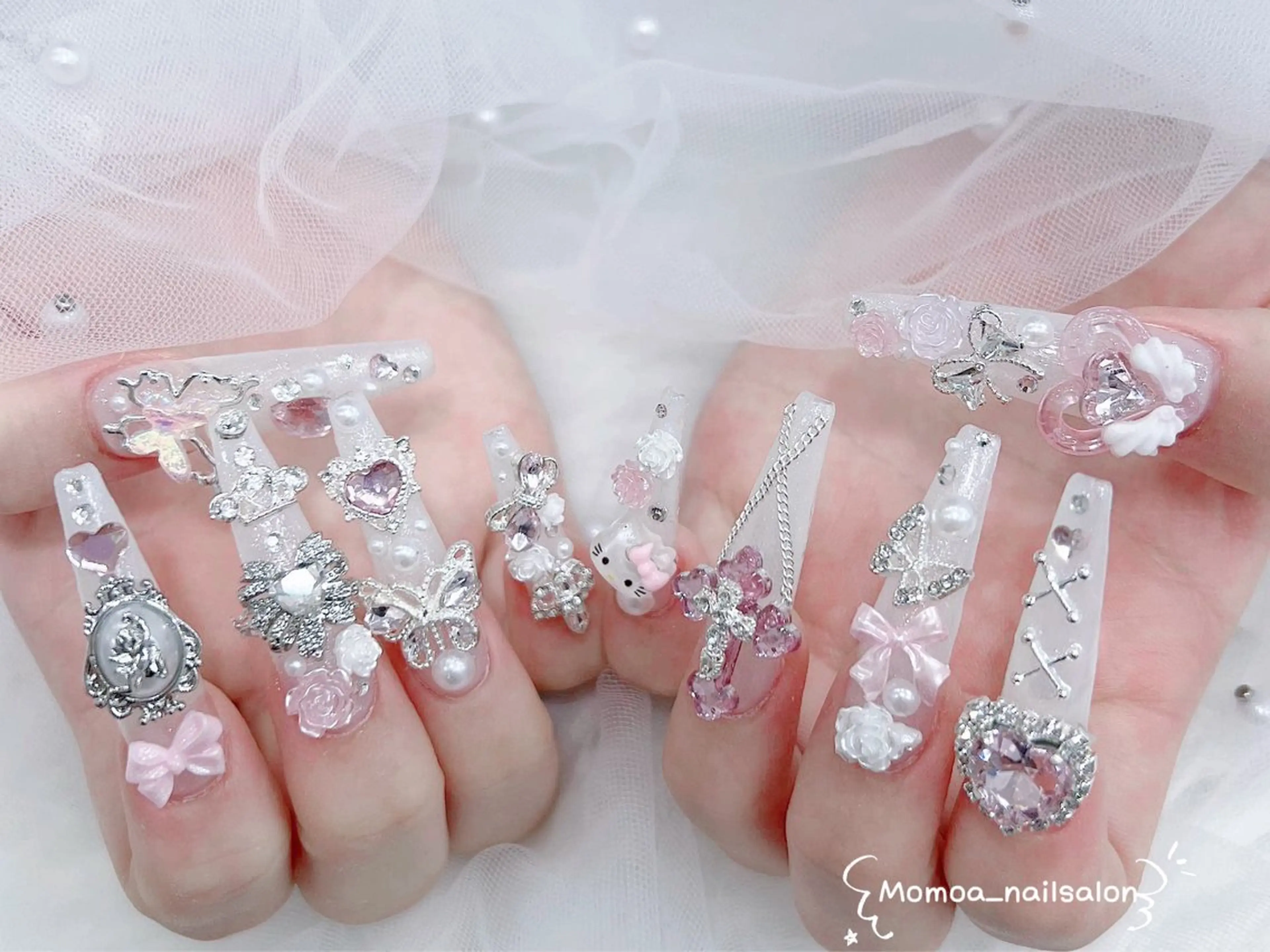 ネイル 成人式 ロングネイル マグネットネイル 大理石ネイル(マーブル) 持ち込み ハンドネイル Momoa nail salon所属・MoMoA Nail ネイル長さ出し専門店のネイルデザイン