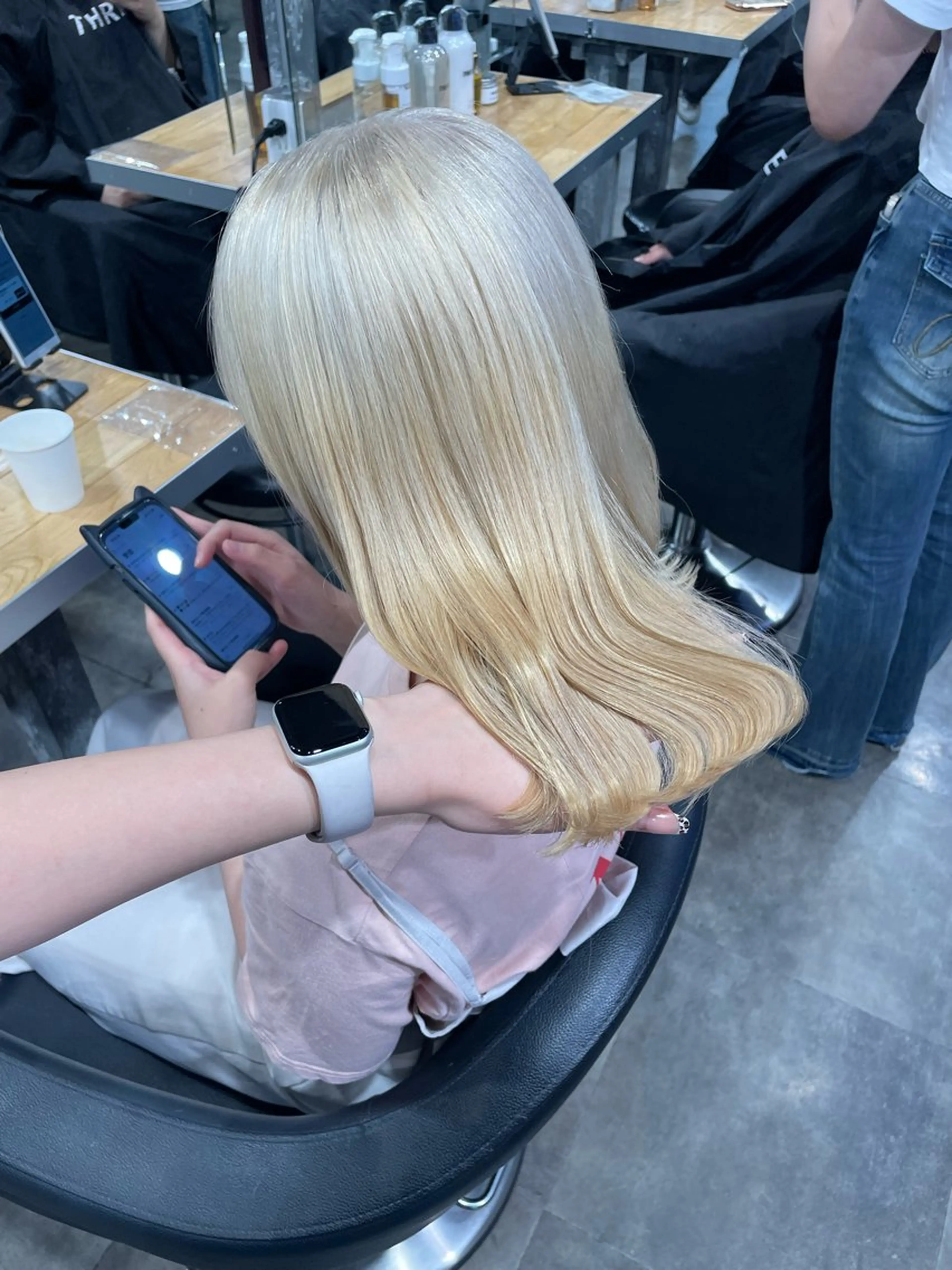 ミディアム カラー ヘアカラー ハイトーンブロンド 横浜💞ミオのヘアスタイル