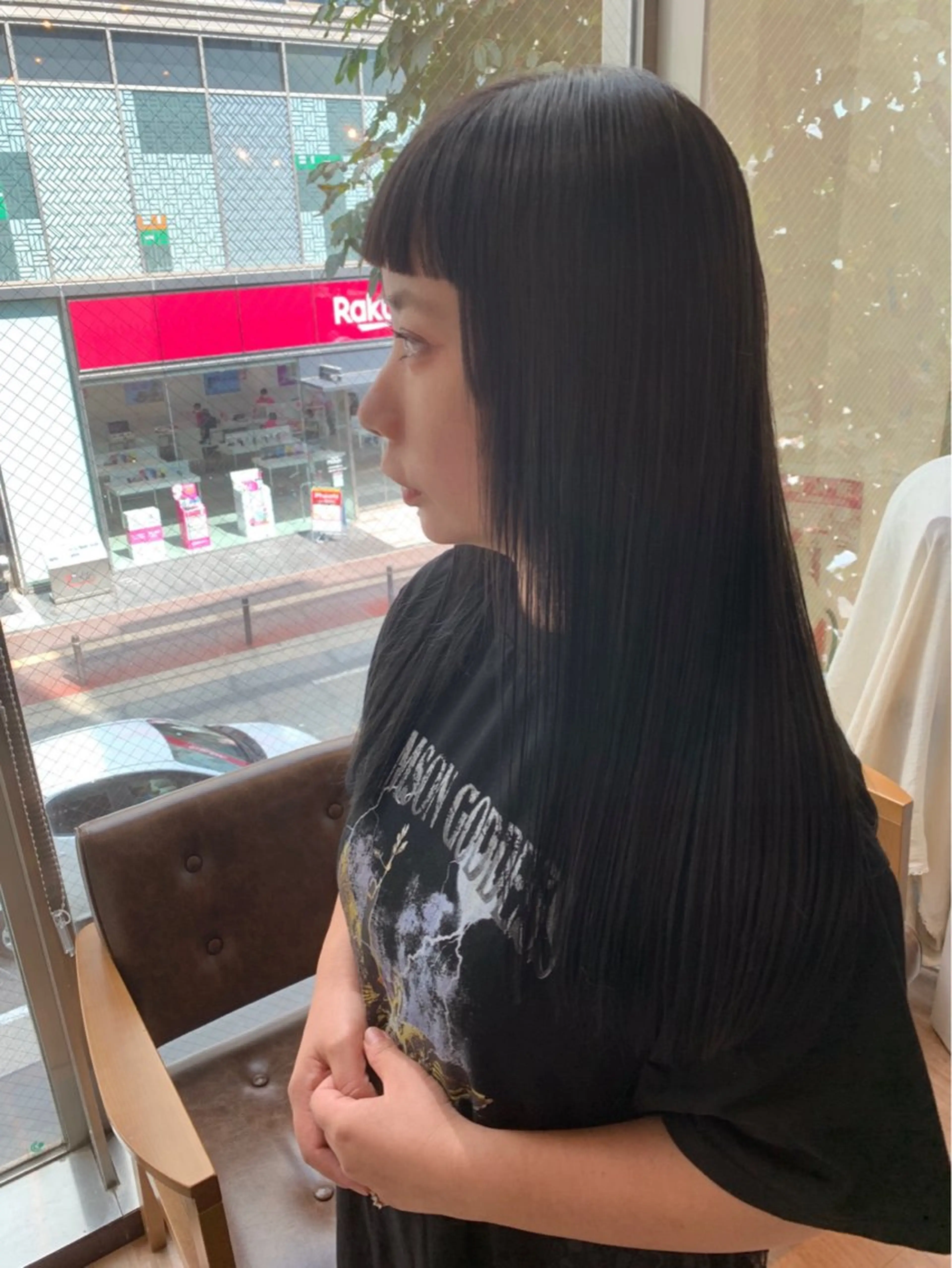 ロング ヘアカラー LITTLE _KATOのヘアスタイル