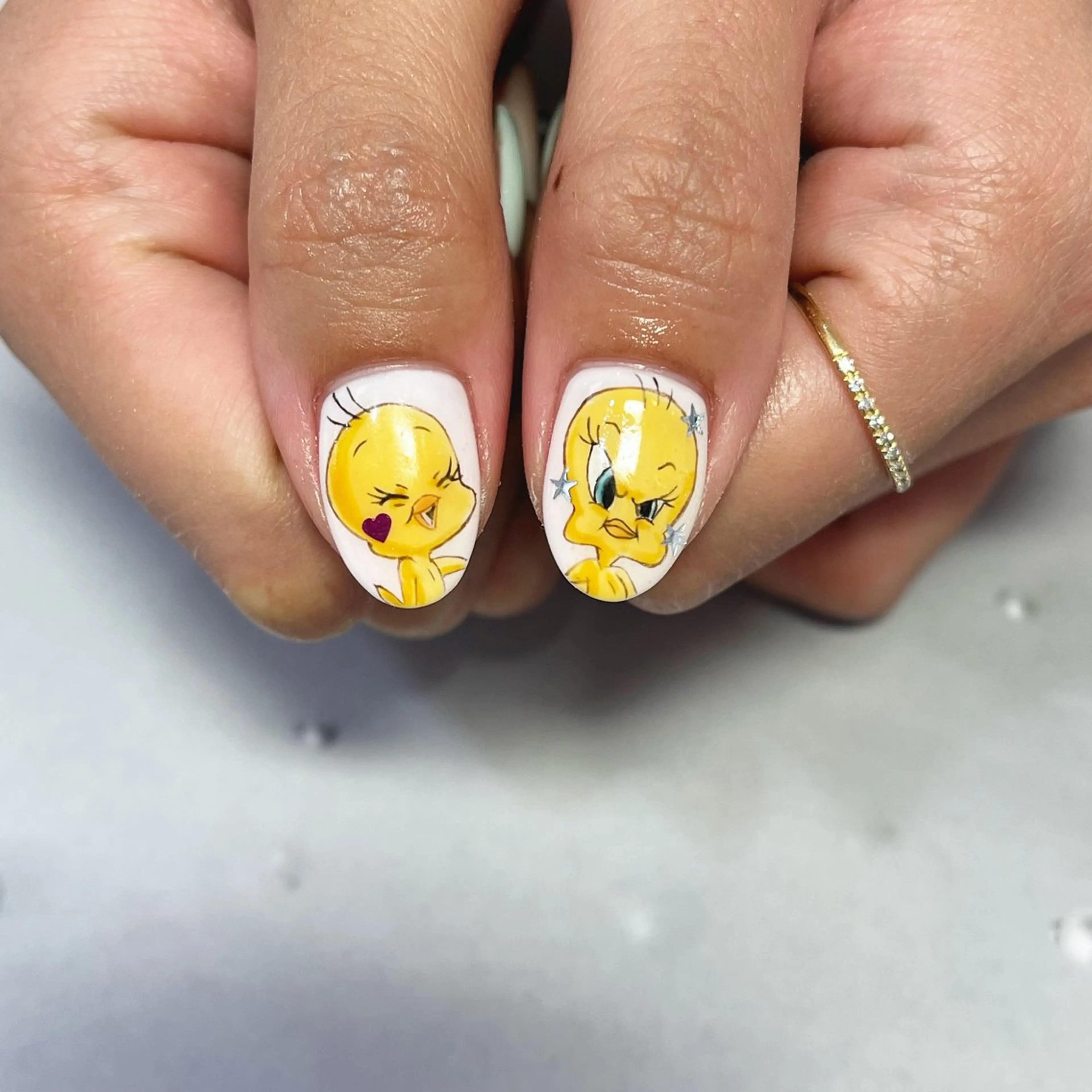 ネイル mahalo nail salon所属・野々山 亜美のネイルデザイン