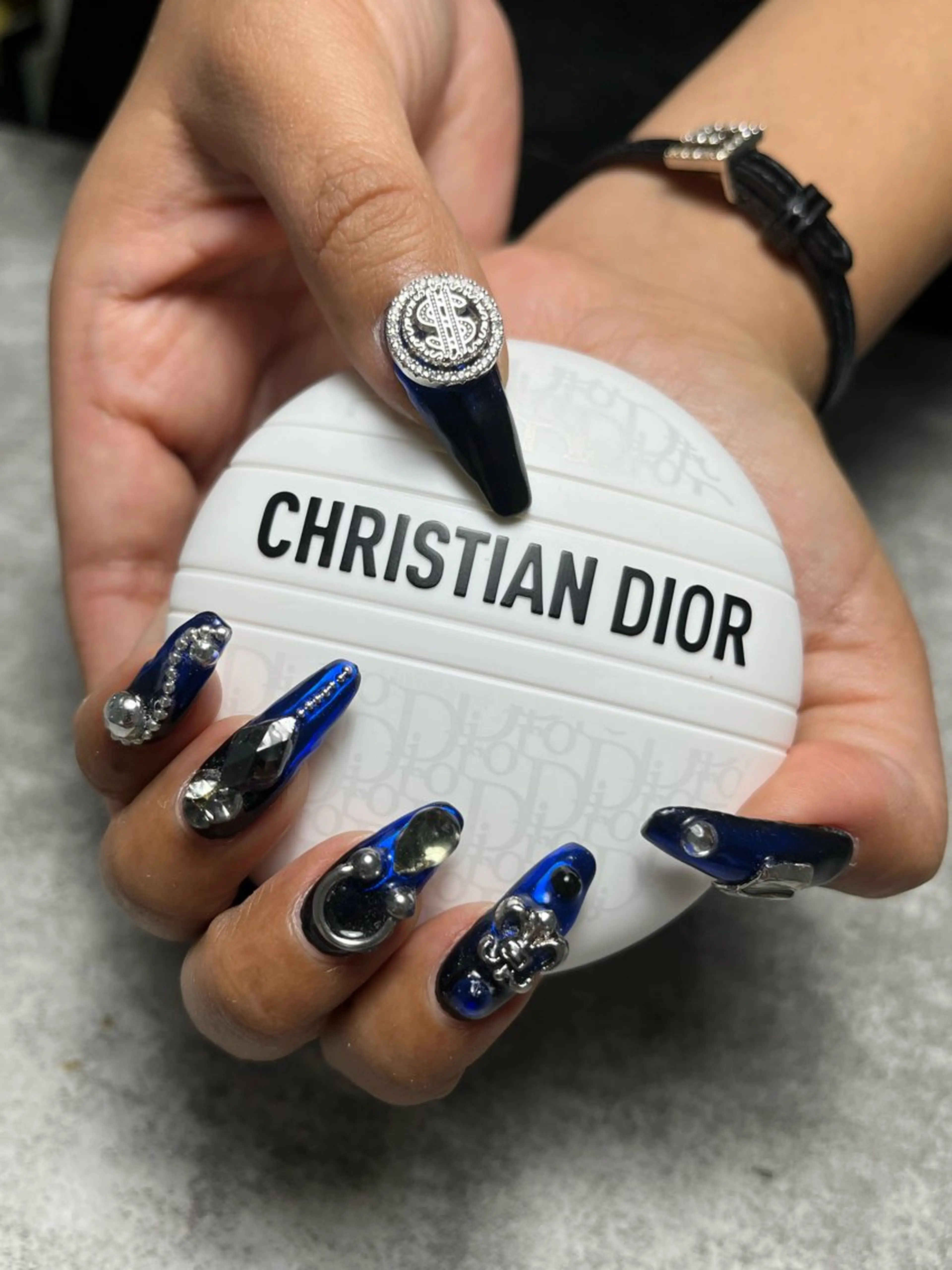 ネイル ハンドネイル shark_nail Aのネイルデザイン