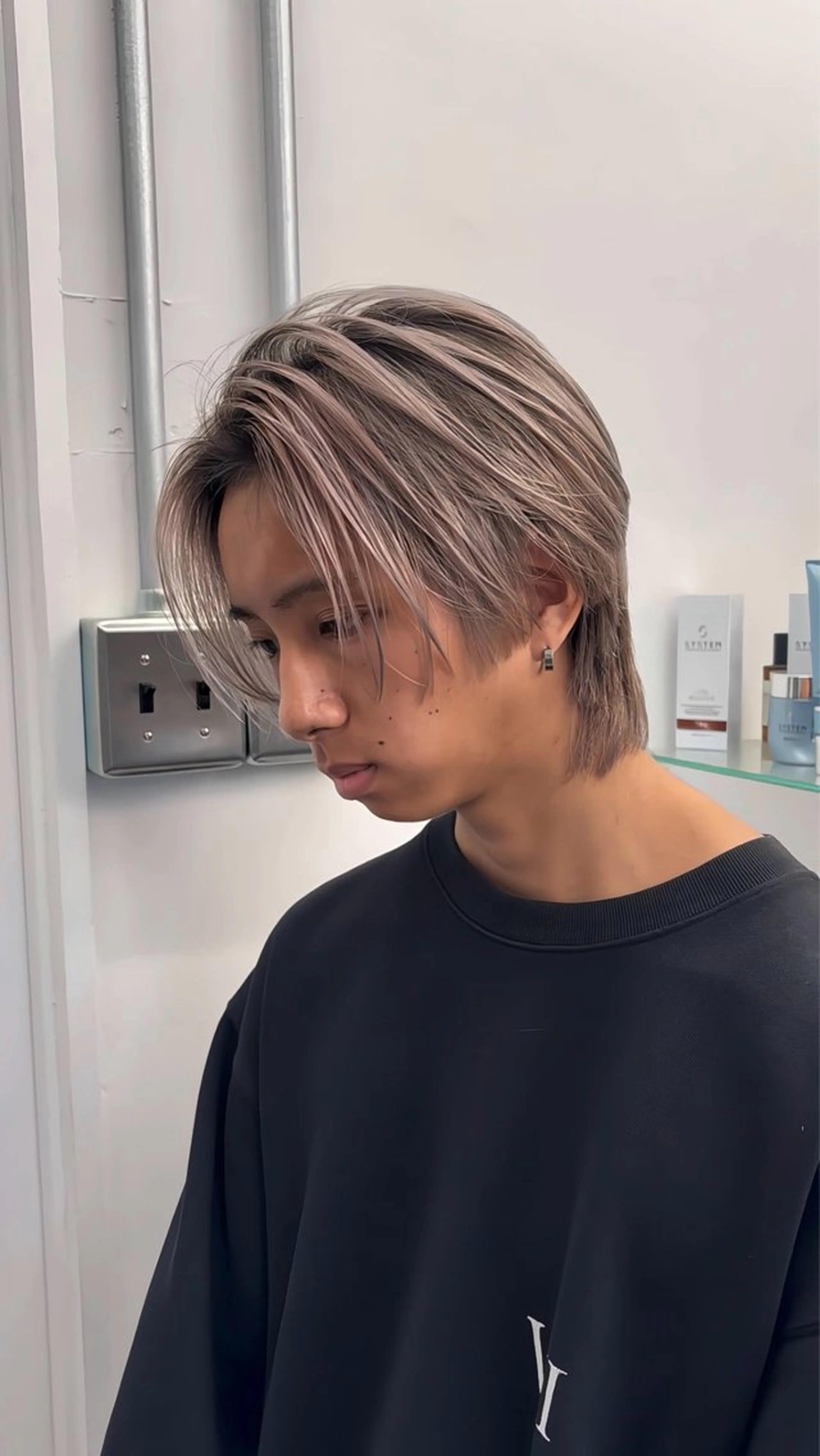 ミディアム カラー メンズ カット ヘアカラー トリートメント ヘアセット メンズバレイヤージュ 🔥メンズカット🔥のヘアスタイル