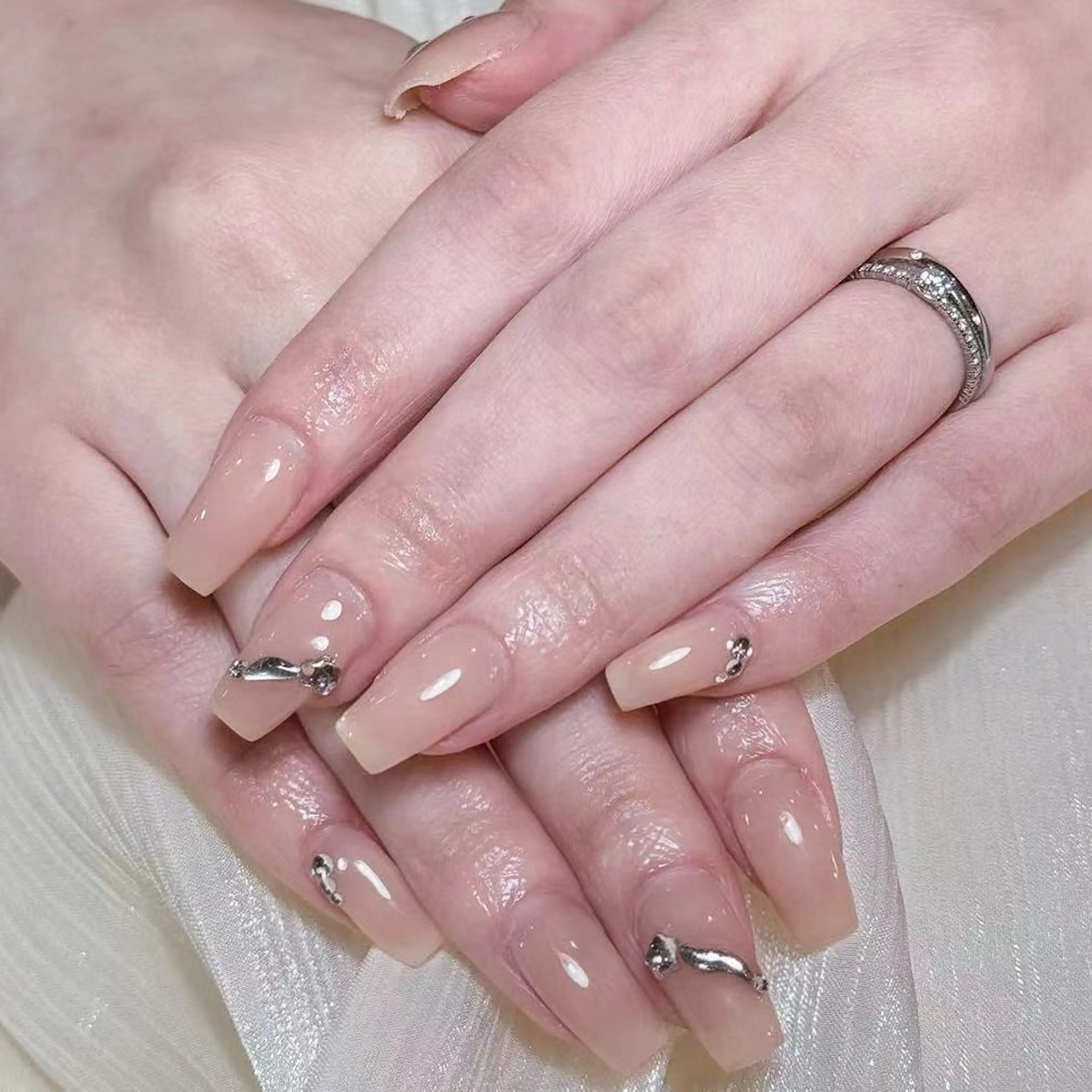 ネイル アートネイル オーロラネイル ガーリー キラキラネイル 韓国ネイル ハンドネイル Diamond NAIL✨のネイルデザイン