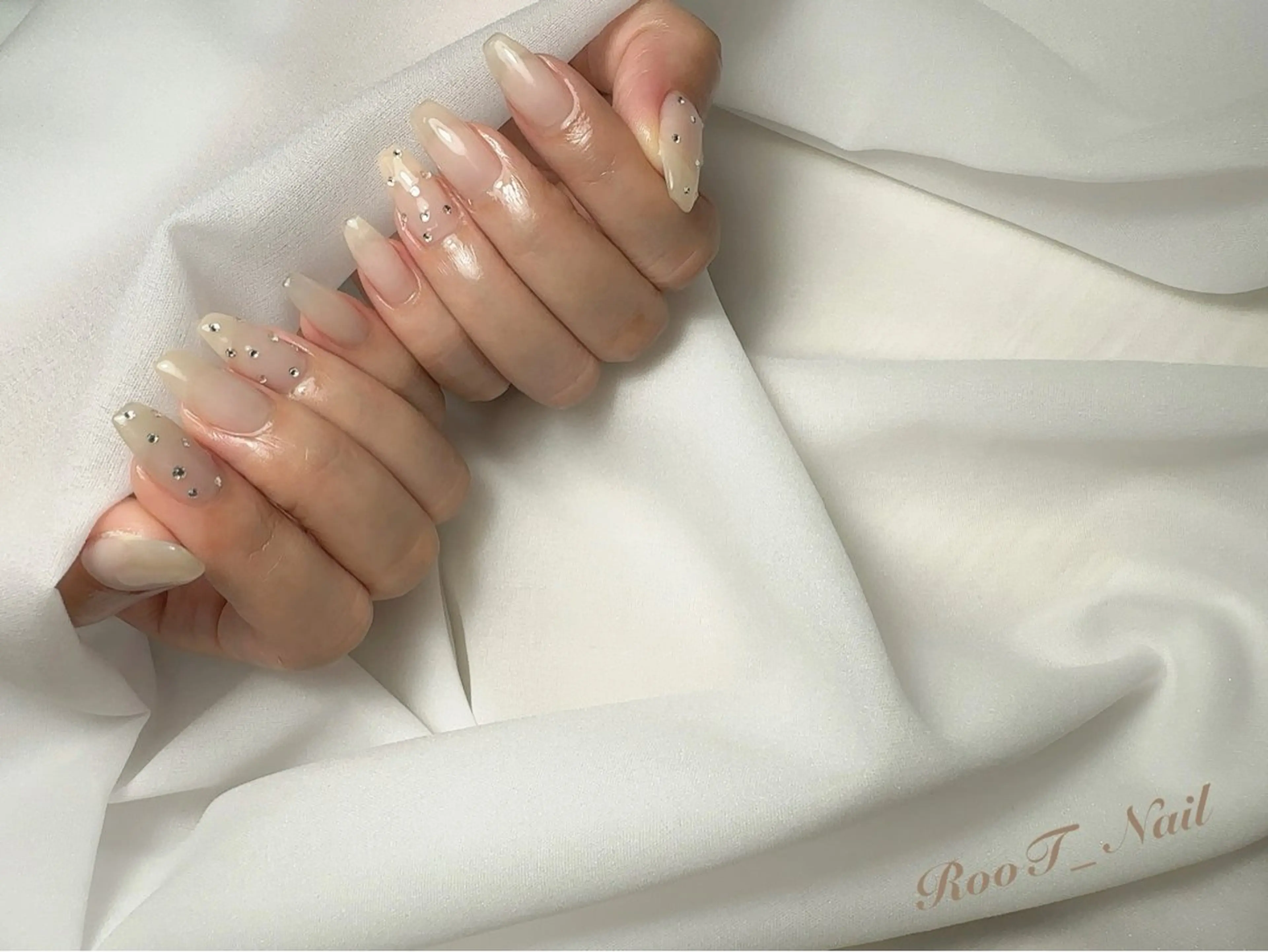 ネイル ハンドネイル RooT Nailのネイルデザイン