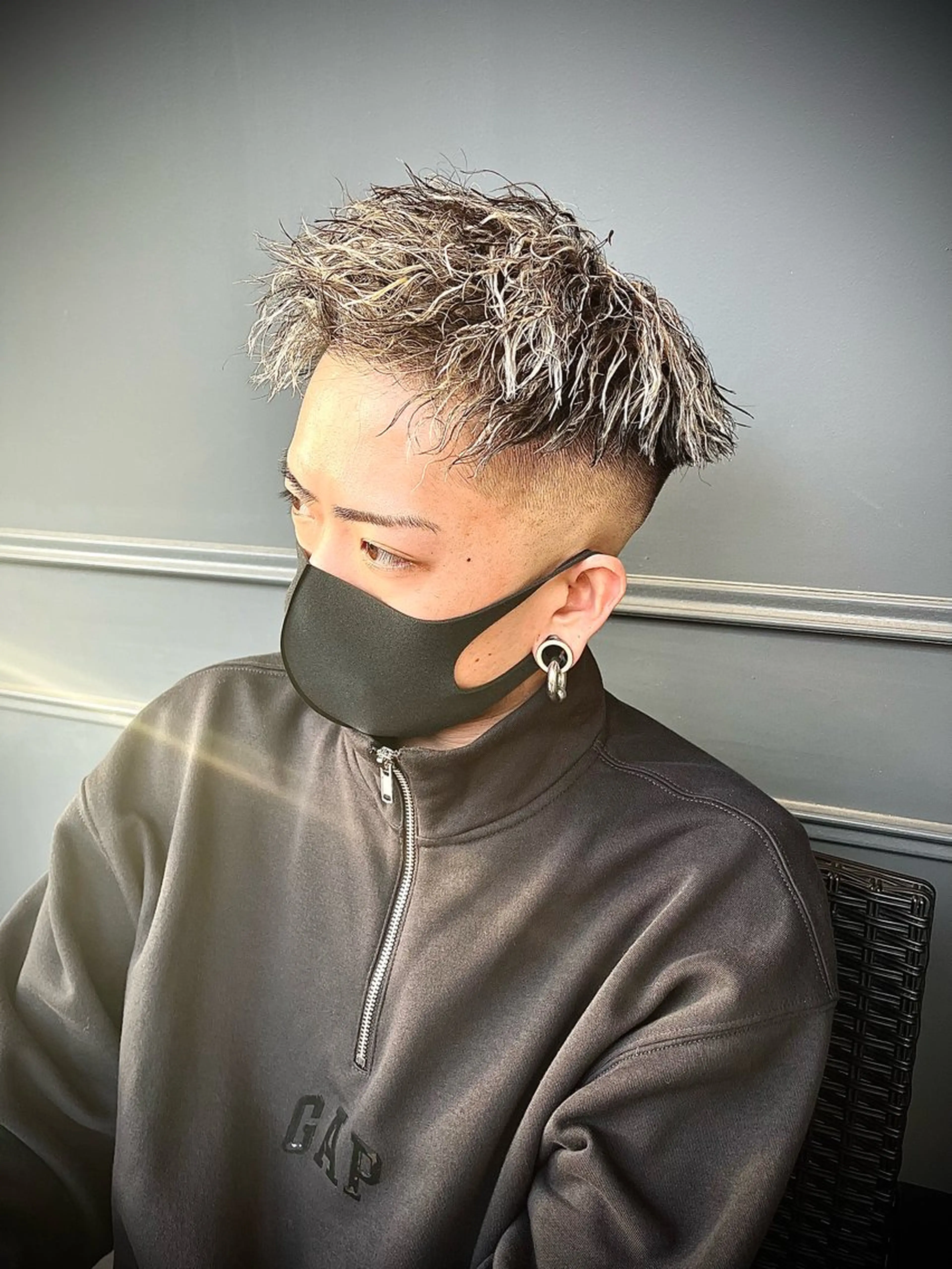 ショート カラー パーマ ヘアアレンジ メンズ メンズメッシュ メッシュ カット ヘアカラー パーマ ヘアセット men'slapis YUTOのヘアスタイル