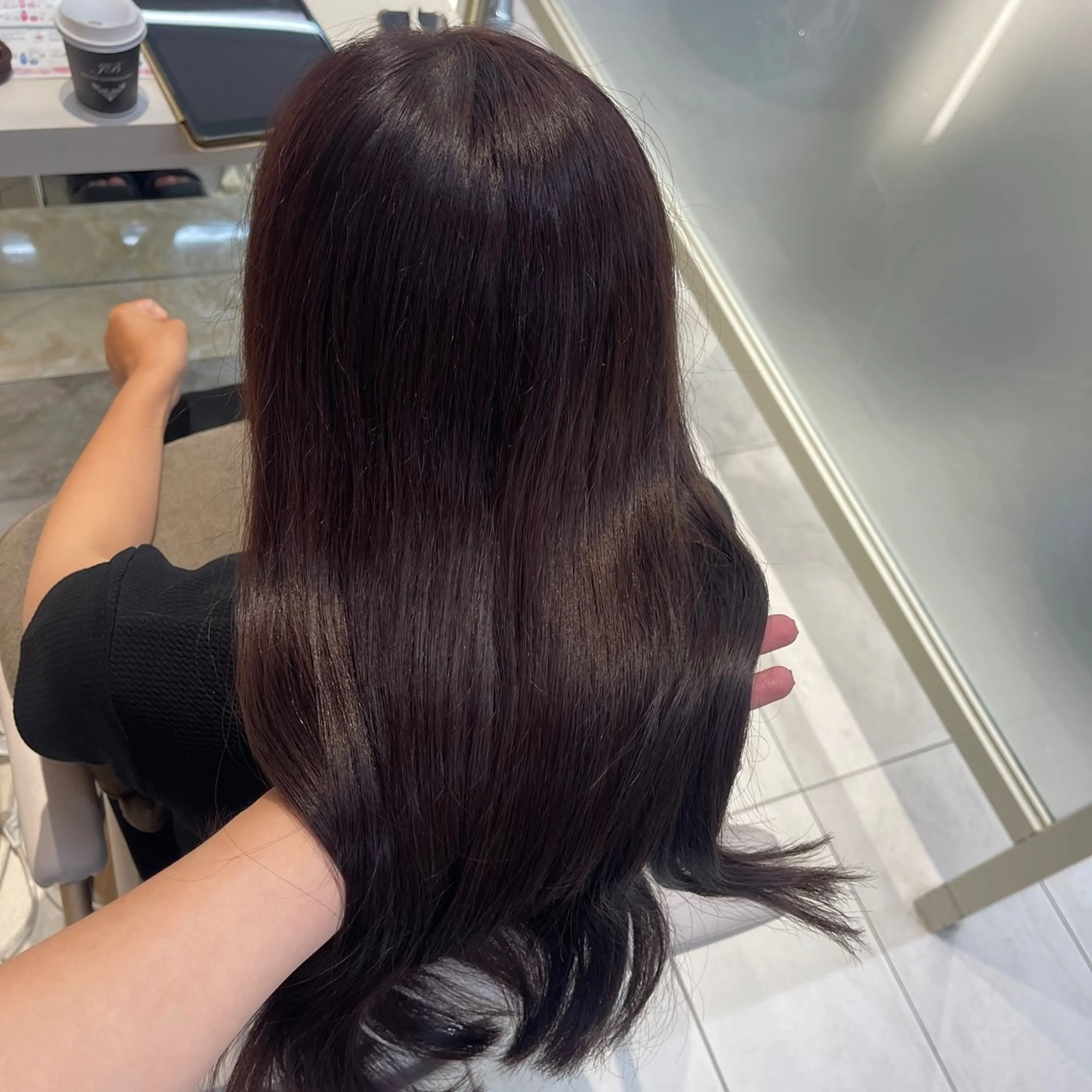ロング カラー Hina🤎ベージュ 、グレージュ🤎のヘアスタイル