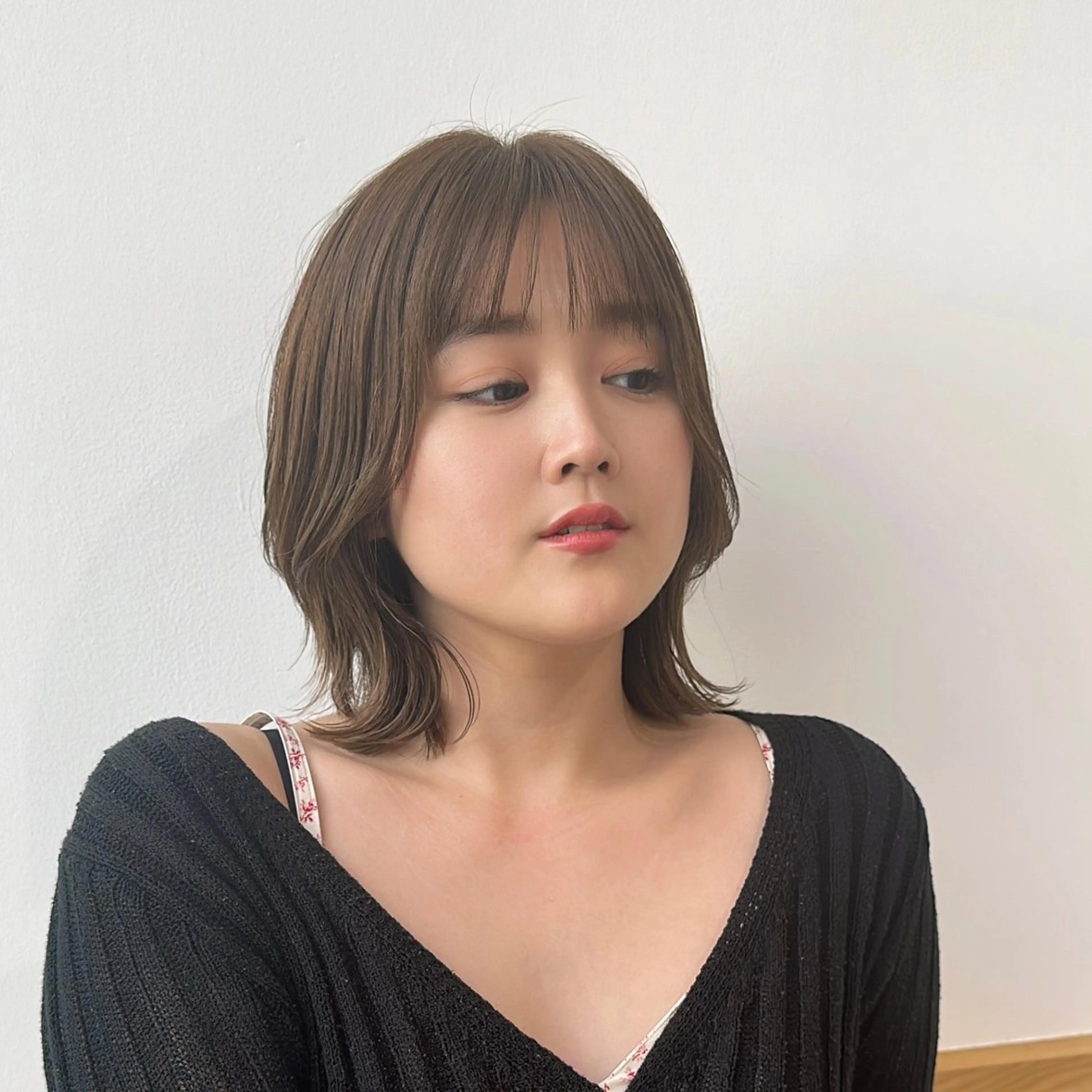 ミディアム カラー カット ヘアカラー トリートメント ブリーチなし/レイヤ ー特化🌈Tommyのヘアスタイル