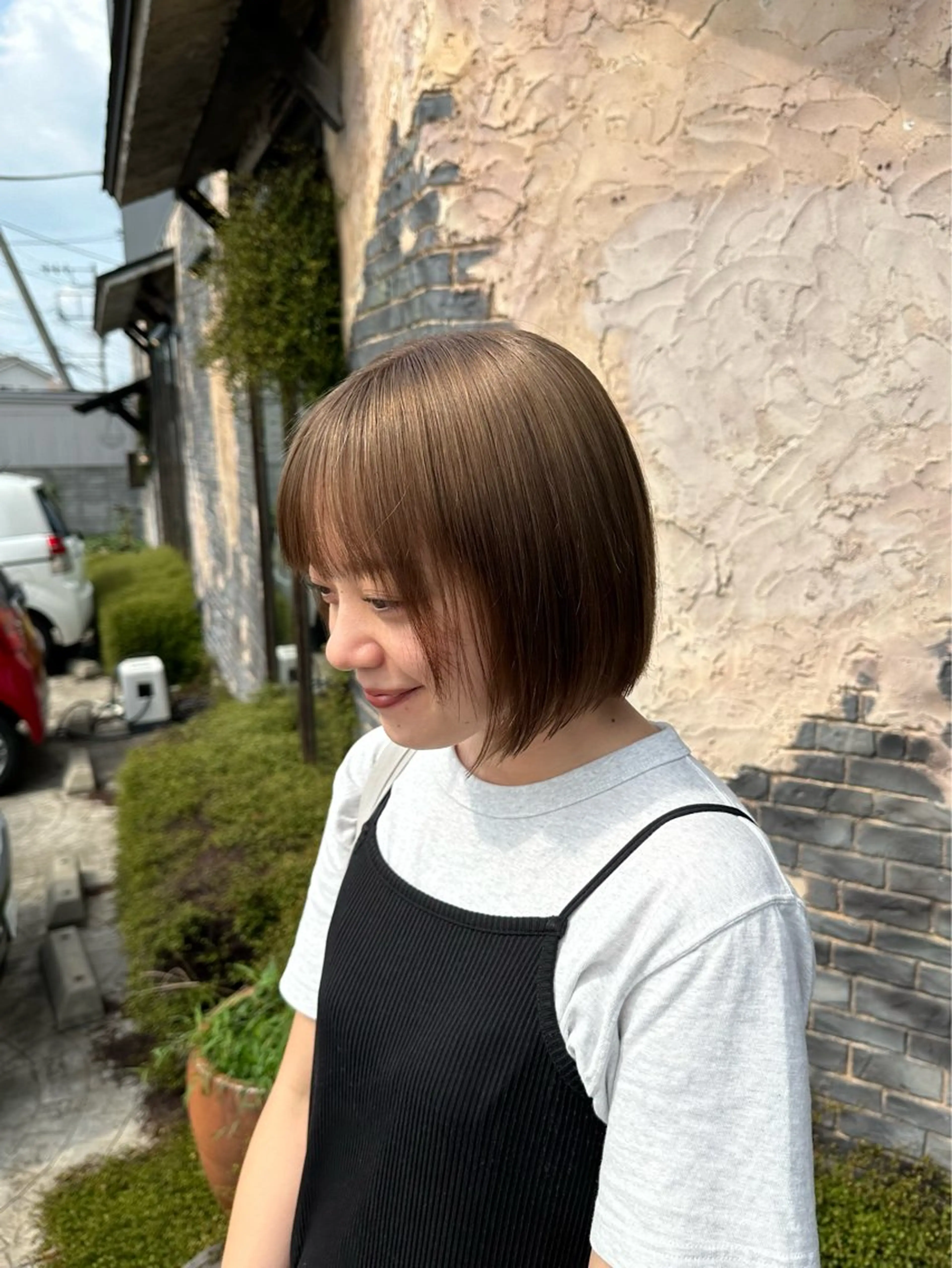 ショート カラー ベージュカラー ブリーチ ダブルカラー グレージュ ヘアカラー 🦖ノザワ リンカ🦖のヘアスタイル
