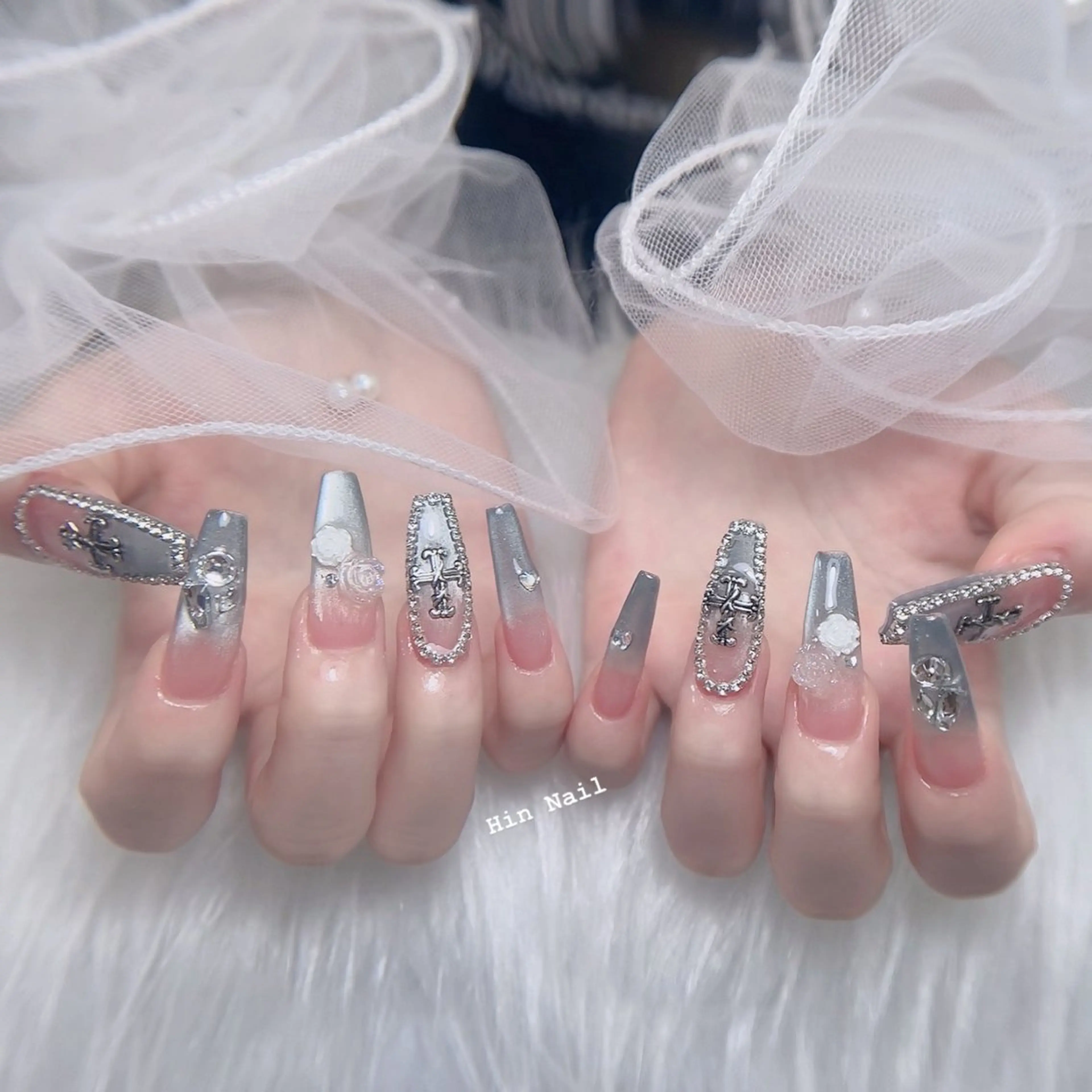 ネイル ハンドネイル HIN NAILのネイルデザイン