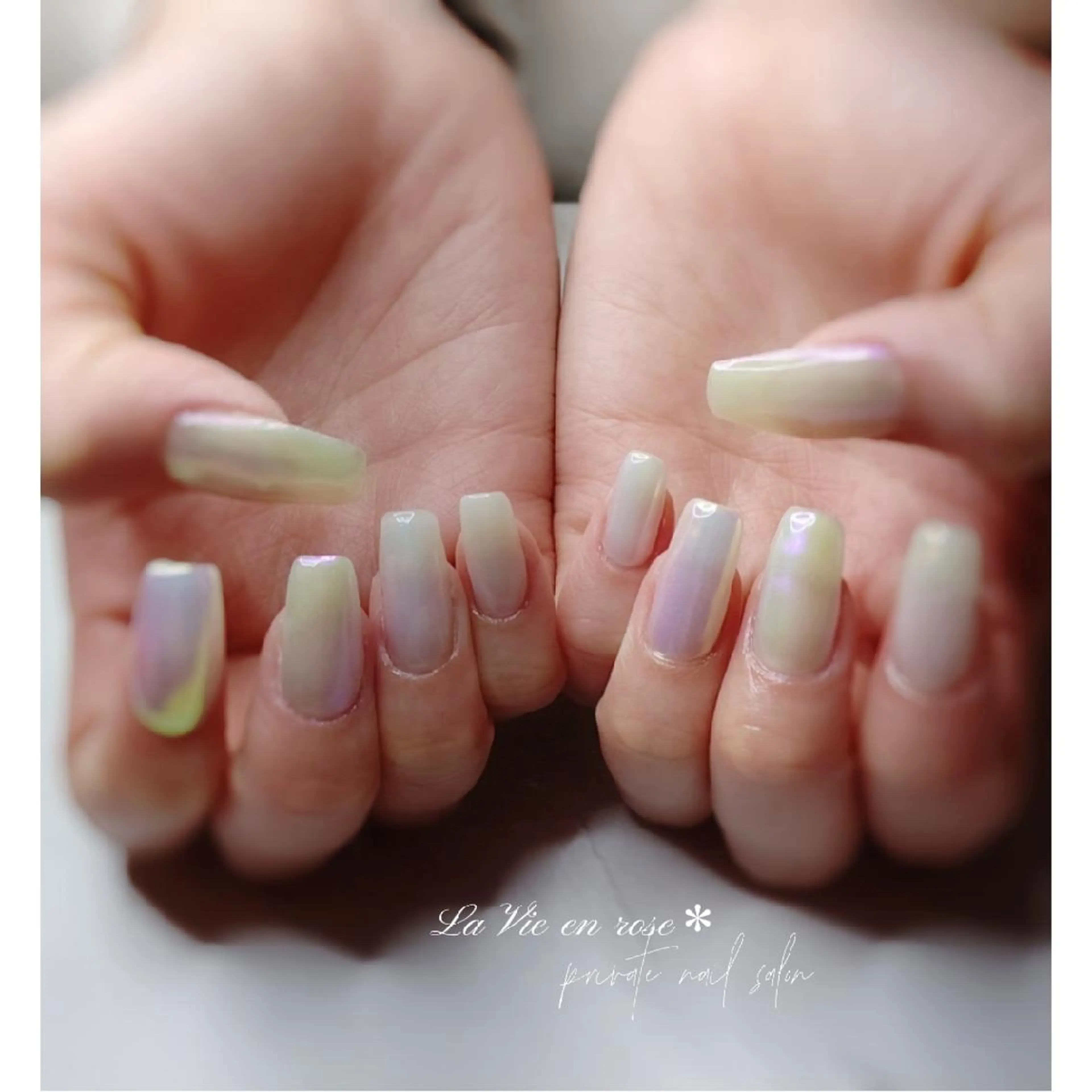 ネイル ラヴィアン ローズのネイルデザイン