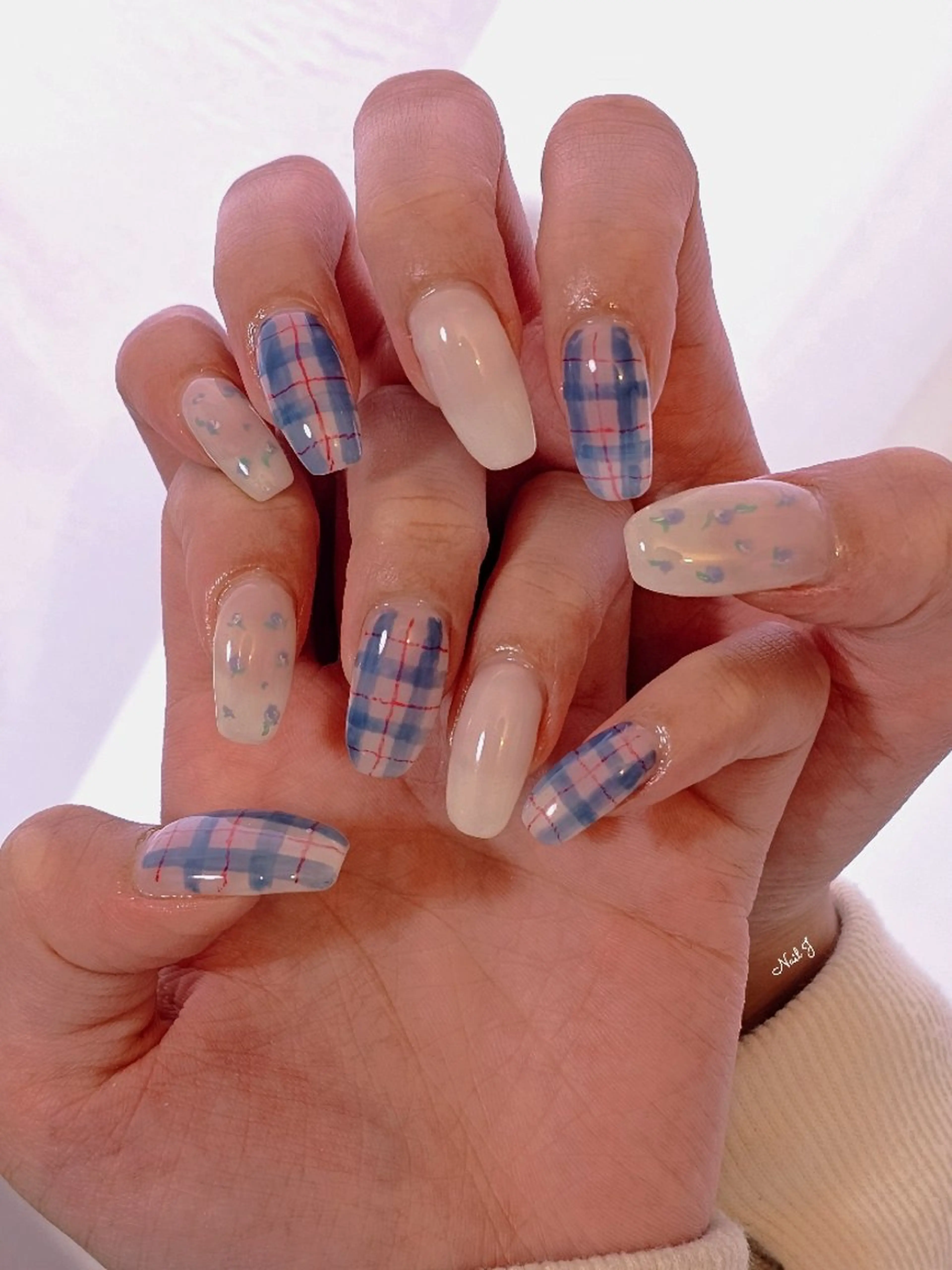 ネイル 持ち込み ハンドネイル Nail Jのネイルデザイン