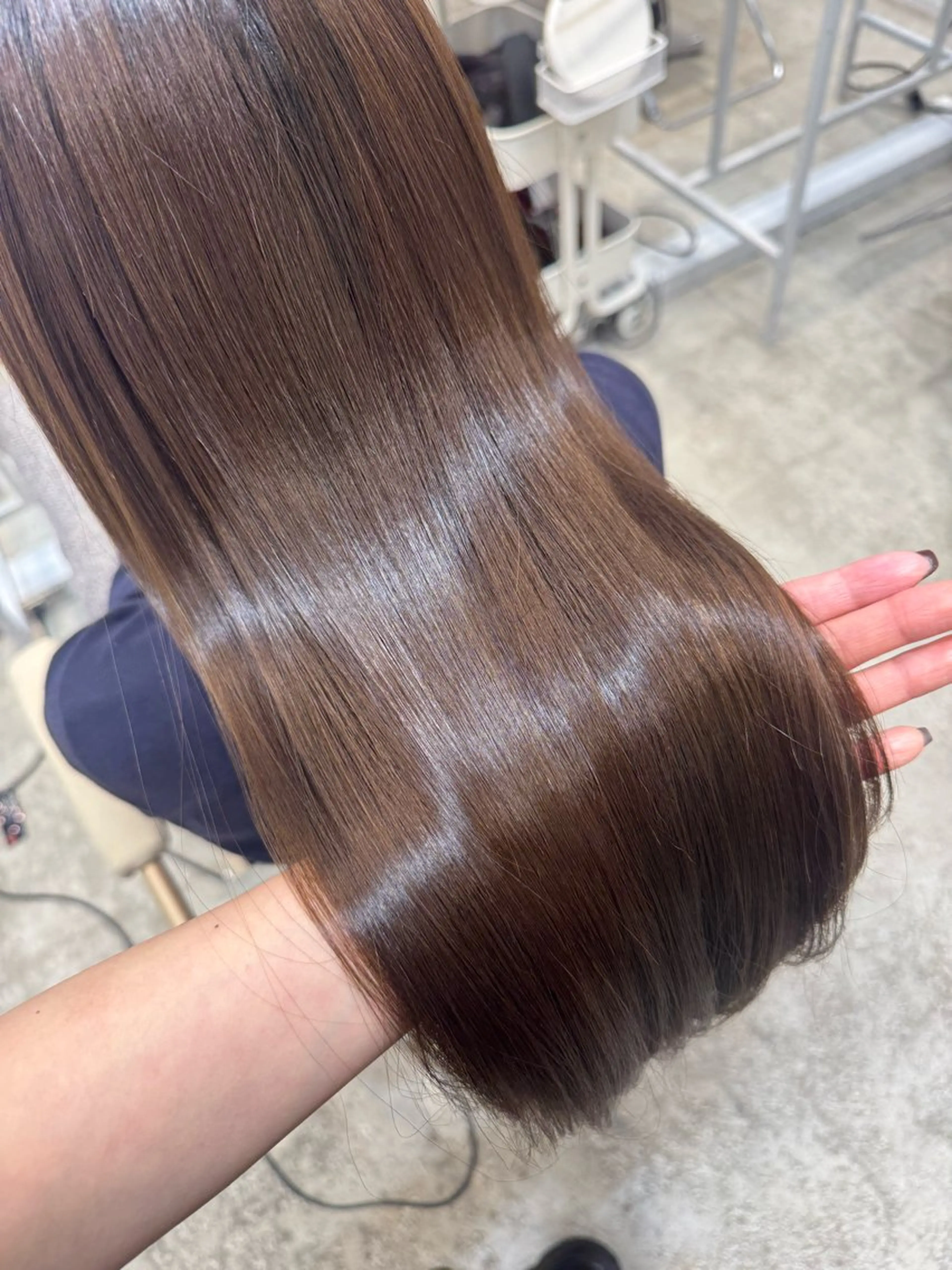 カラー 植木 まりなのヘアスタイル